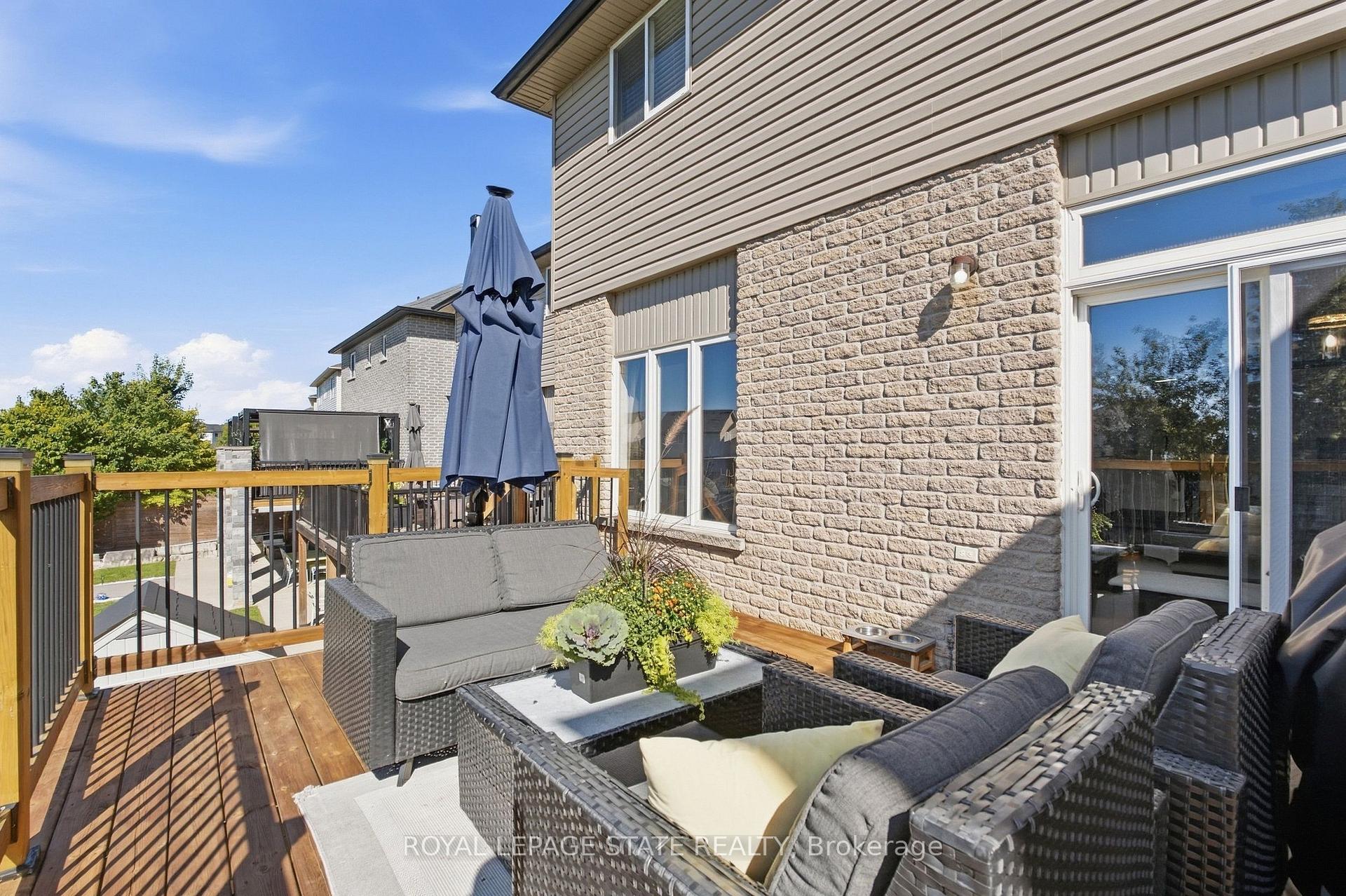 Photo 39 of 139 Stoneglen Way, Hamilton, Mount Hope — HOMEH