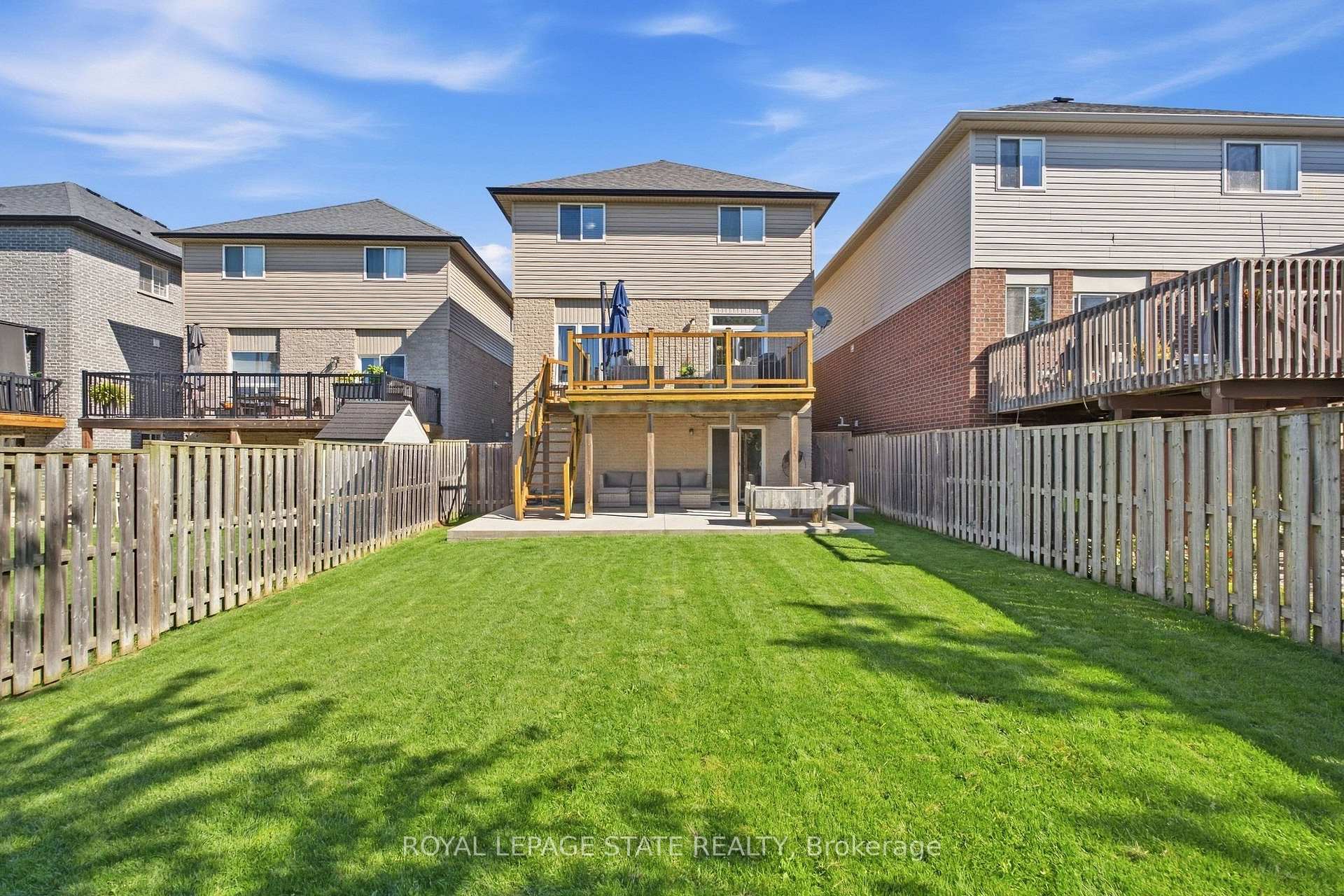 Photo 40 of 139 Stoneglen Way, Hamilton, Mount Hope — HOMEH