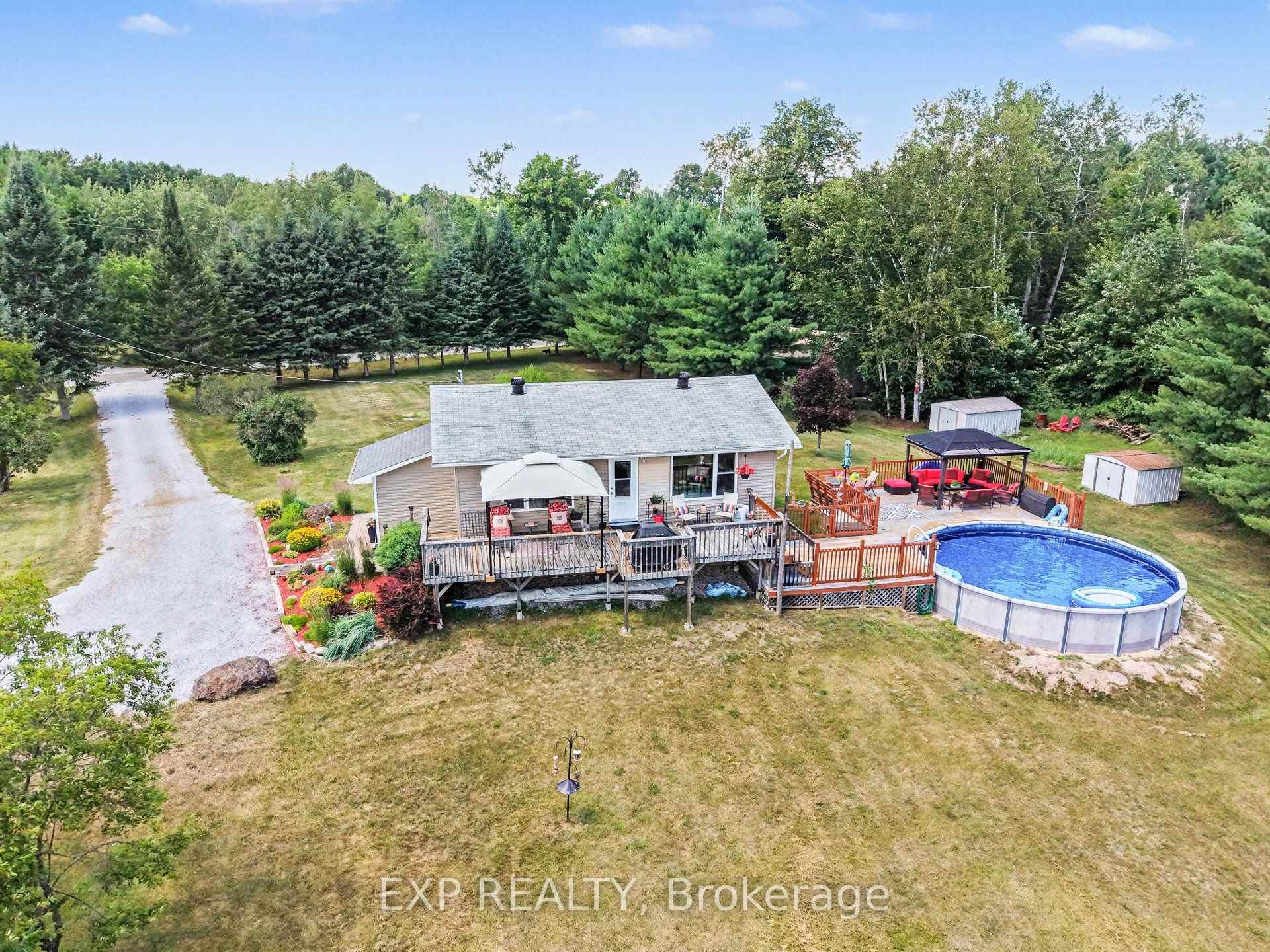 Photo 2 of 173 Janet Drive, Lanark Highlands, Lanark Highlands (Lanark) Twp — HOMEH