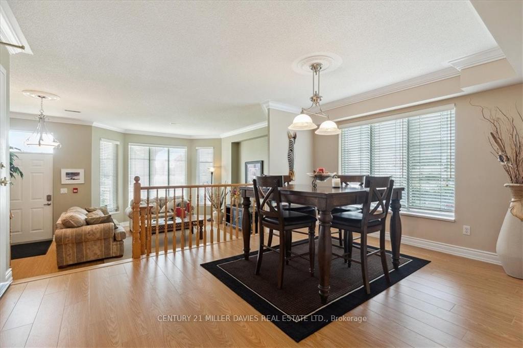 Photo 3 of Unit TH1, 442 Maple Avenue, Burlington, Brant — HOMEH