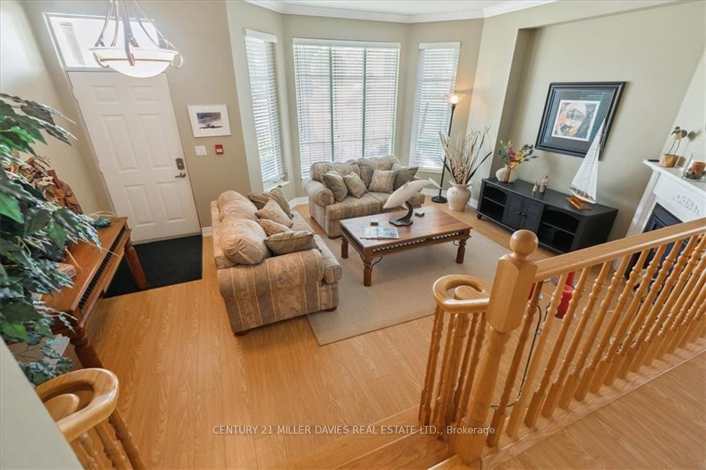 Photo 4 of Unit TH1, 442 Maple Avenue, Burlington, Brant — HOMEH