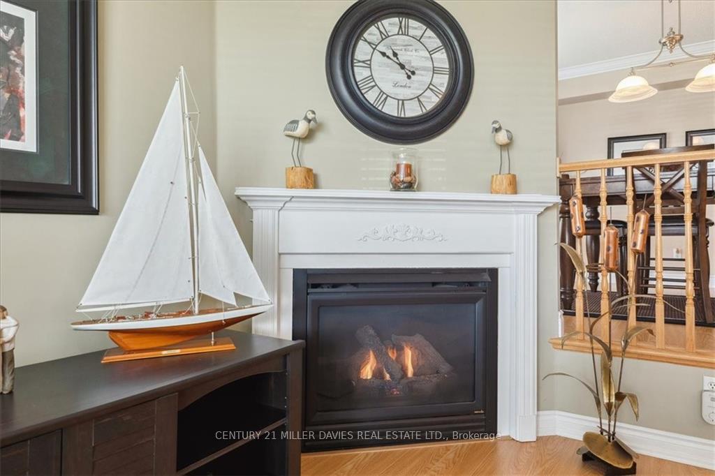 Photo 6 of Unit TH1, 442 Maple Avenue, Burlington, Brant — HOMEH
