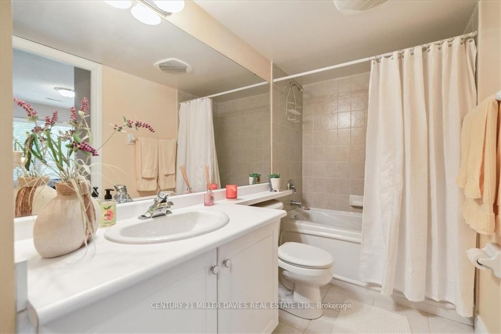 Photo 17 of Unit TH1, 442 Maple Avenue, Burlington, Brant — HOMEH