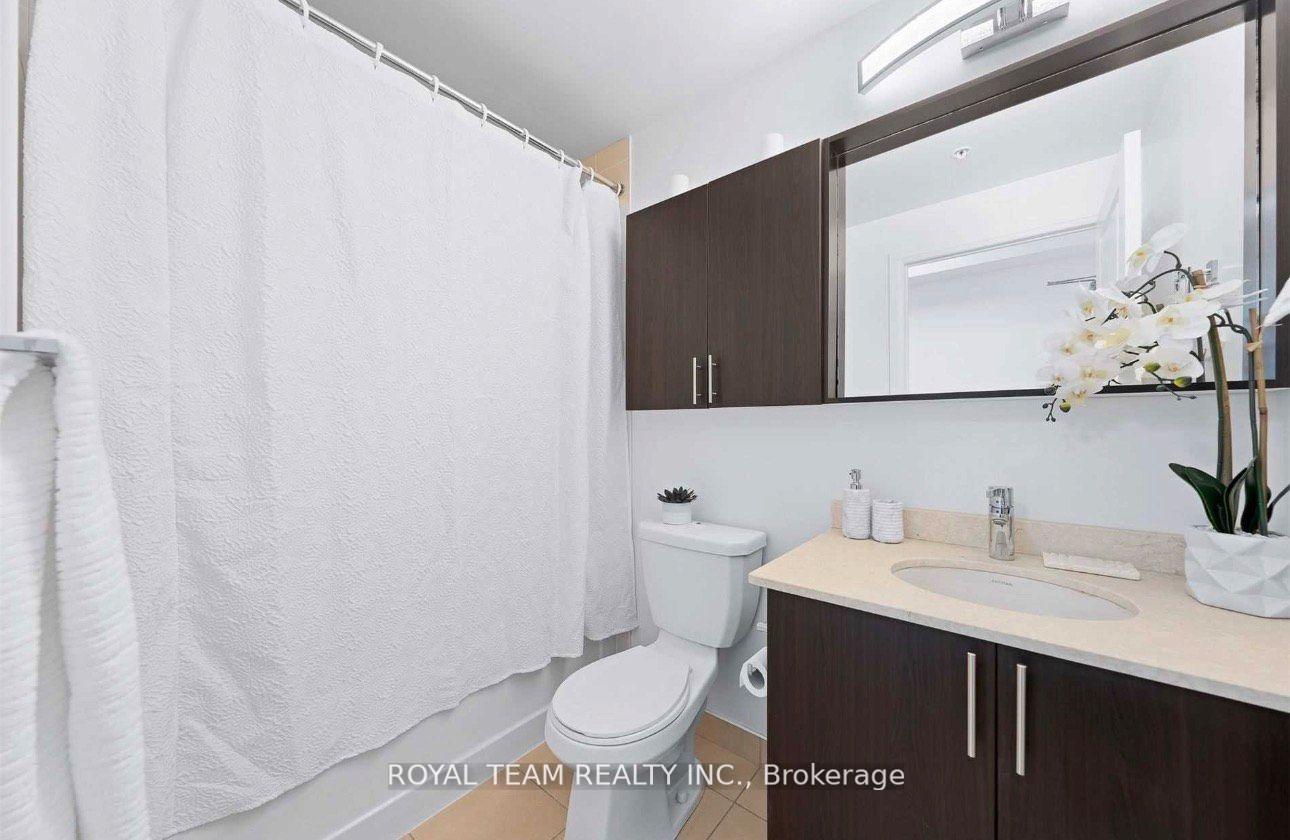 Photo 6 of Unit 1014, 85 Park Road N, Vaughan, Beverley Glen — HOMEH