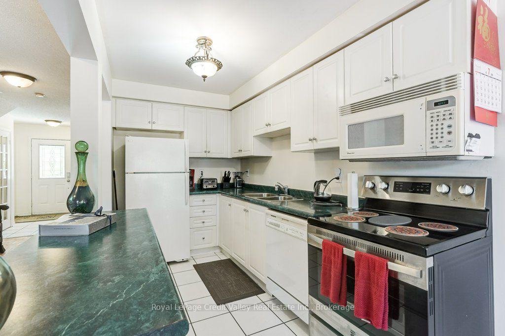 Photo 13 of 23 Tinsmith Street, Brampton, Northwest Sandalwood Parkway — HOMEH