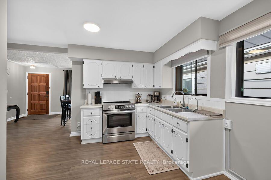 Photo 13 of 428 Brunswick Street, Hamilton, McQuesten — HOMEH