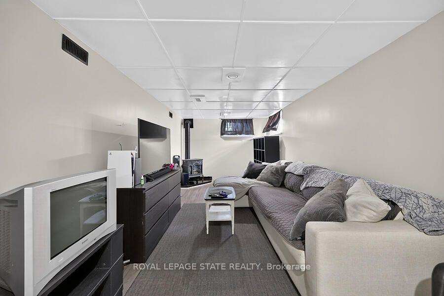 Photo 31 of 428 Brunswick Street, Hamilton, McQuesten — HOMEH