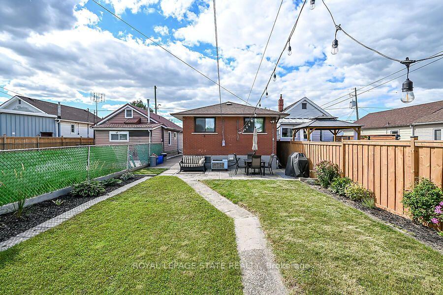 Photo 47 of 428 Brunswick Street, Hamilton, McQuesten — HOMEH
