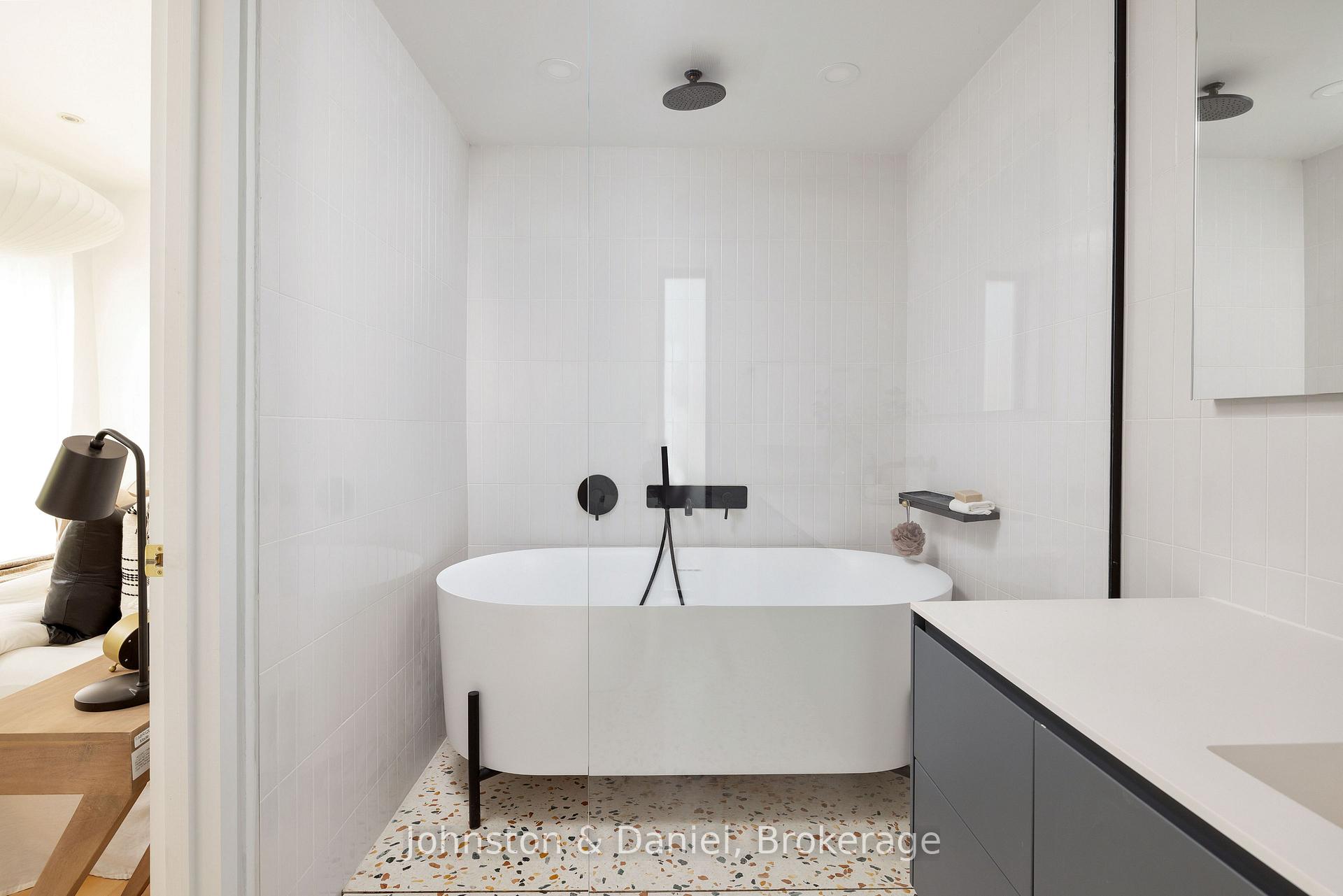 Photo 18 of 56 Grandview Avenue, Toronto, North Riverdale — HOMEH