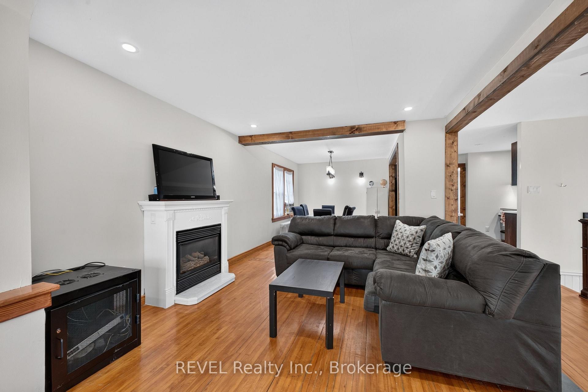 Photo 9 of 457 Davis Street, Port Colborne, Killaly East — HOMEH