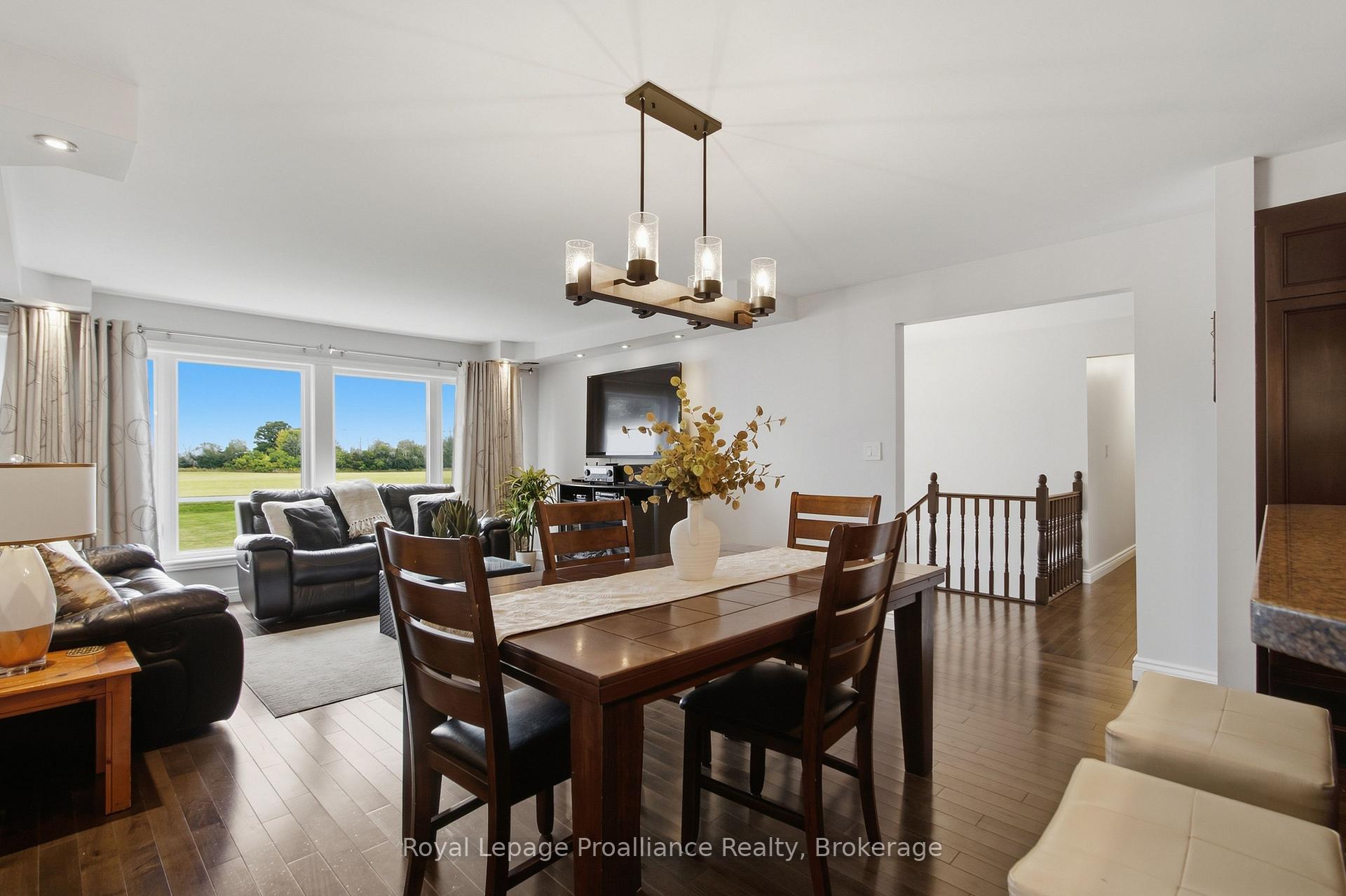 Photo 15 of 328 Ritz Road, Belleville, Thurlow Ward — HOMEH