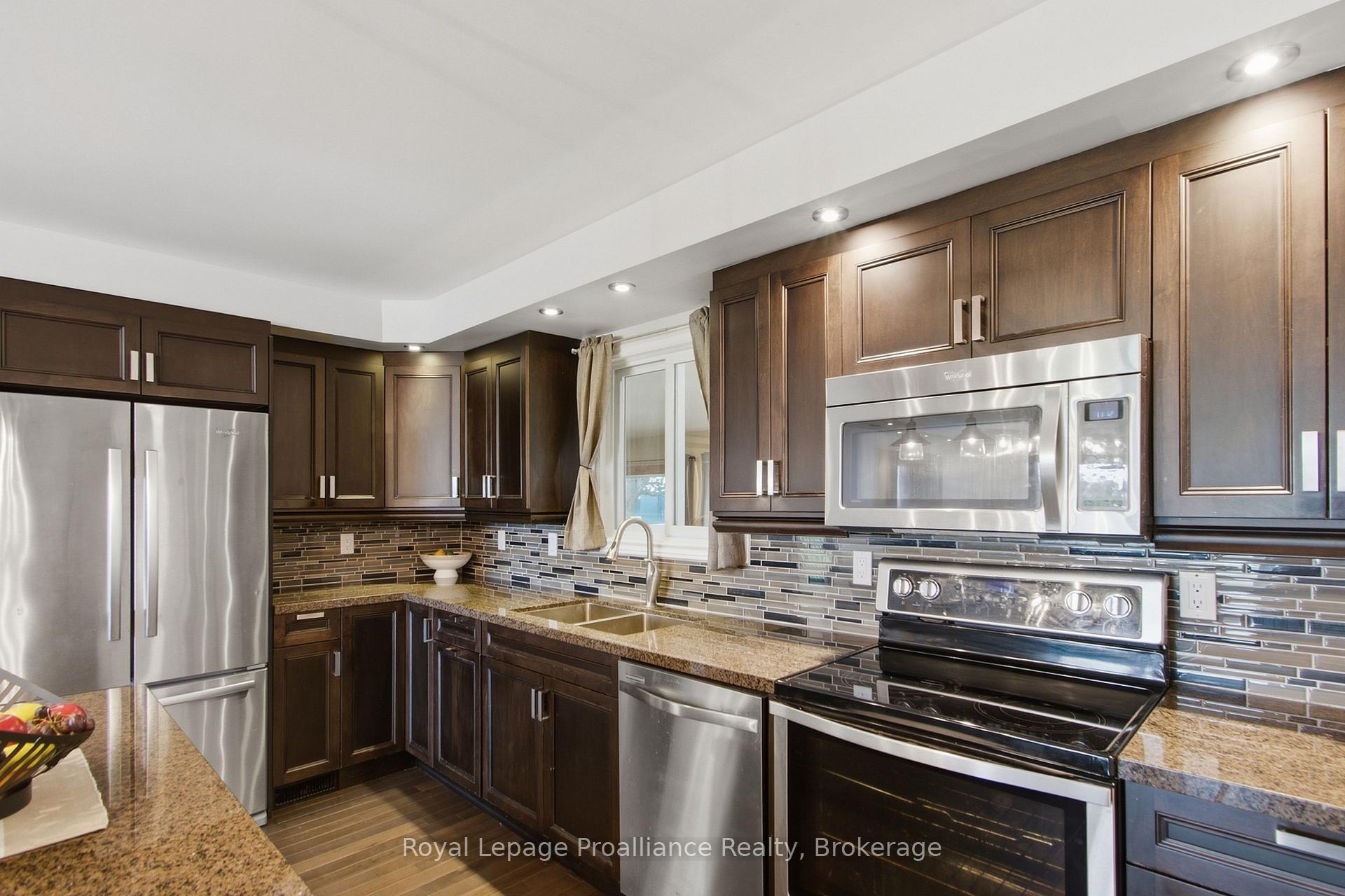 Photo 17 of 328 Ritz Road, Belleville, Thurlow Ward — HOMEH