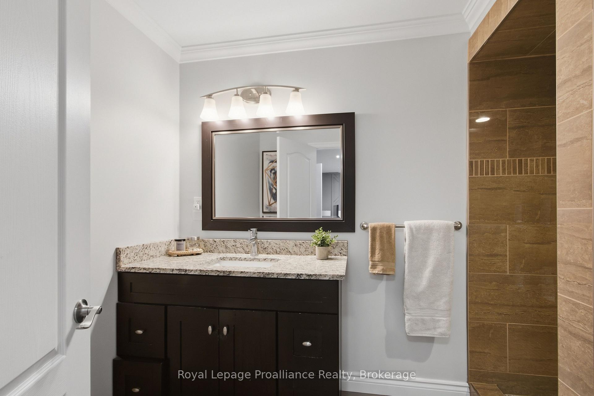 Photo 24 of 328 Ritz Road, Belleville, Thurlow Ward — HOMEH