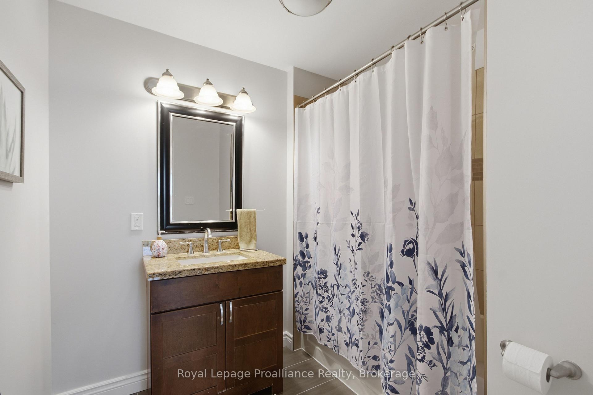 Photo 27 of 328 Ritz Road, Belleville, Thurlow Ward — HOMEH