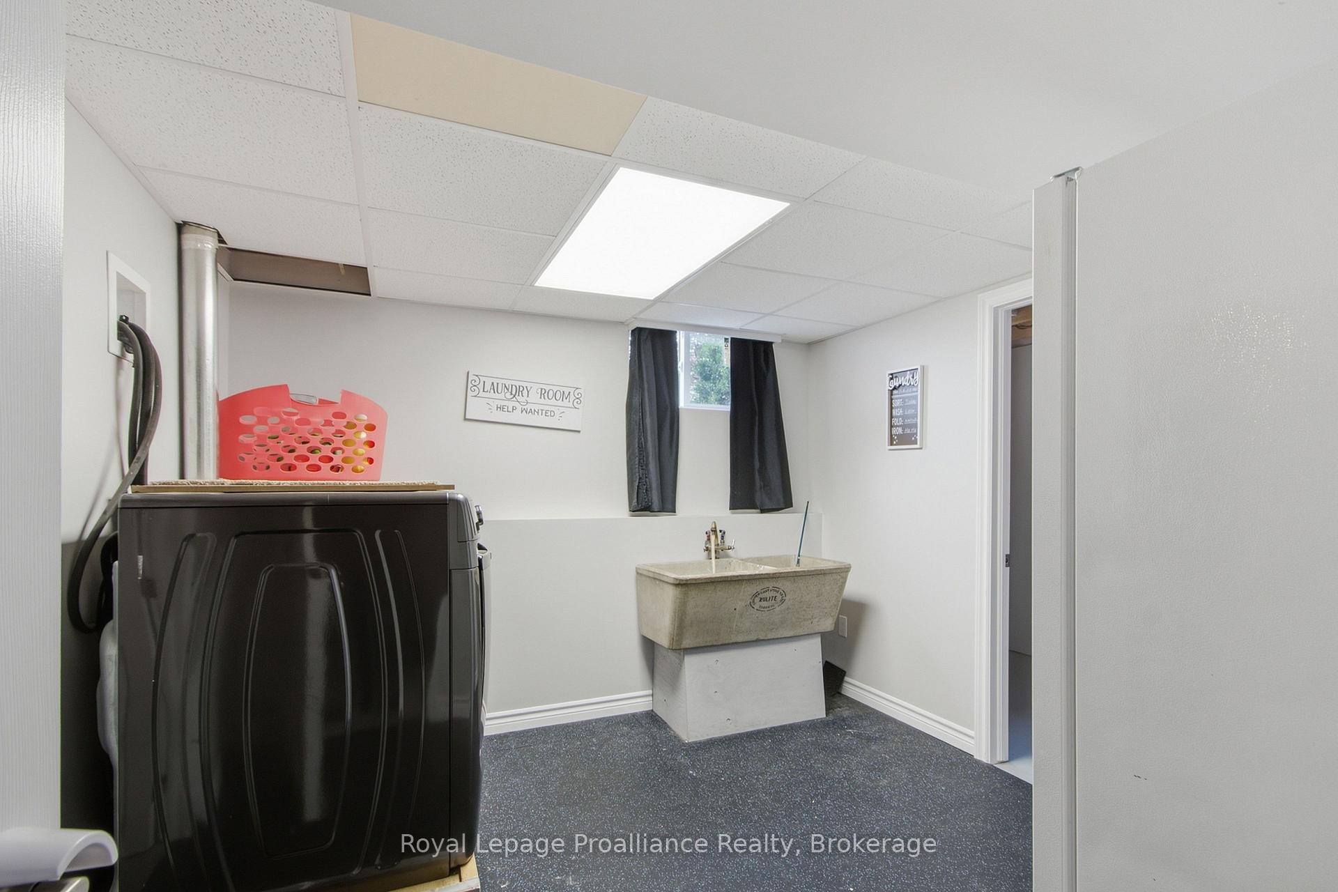 Photo 34 of 328 Ritz Road, Belleville, Thurlow Ward — HOMEH