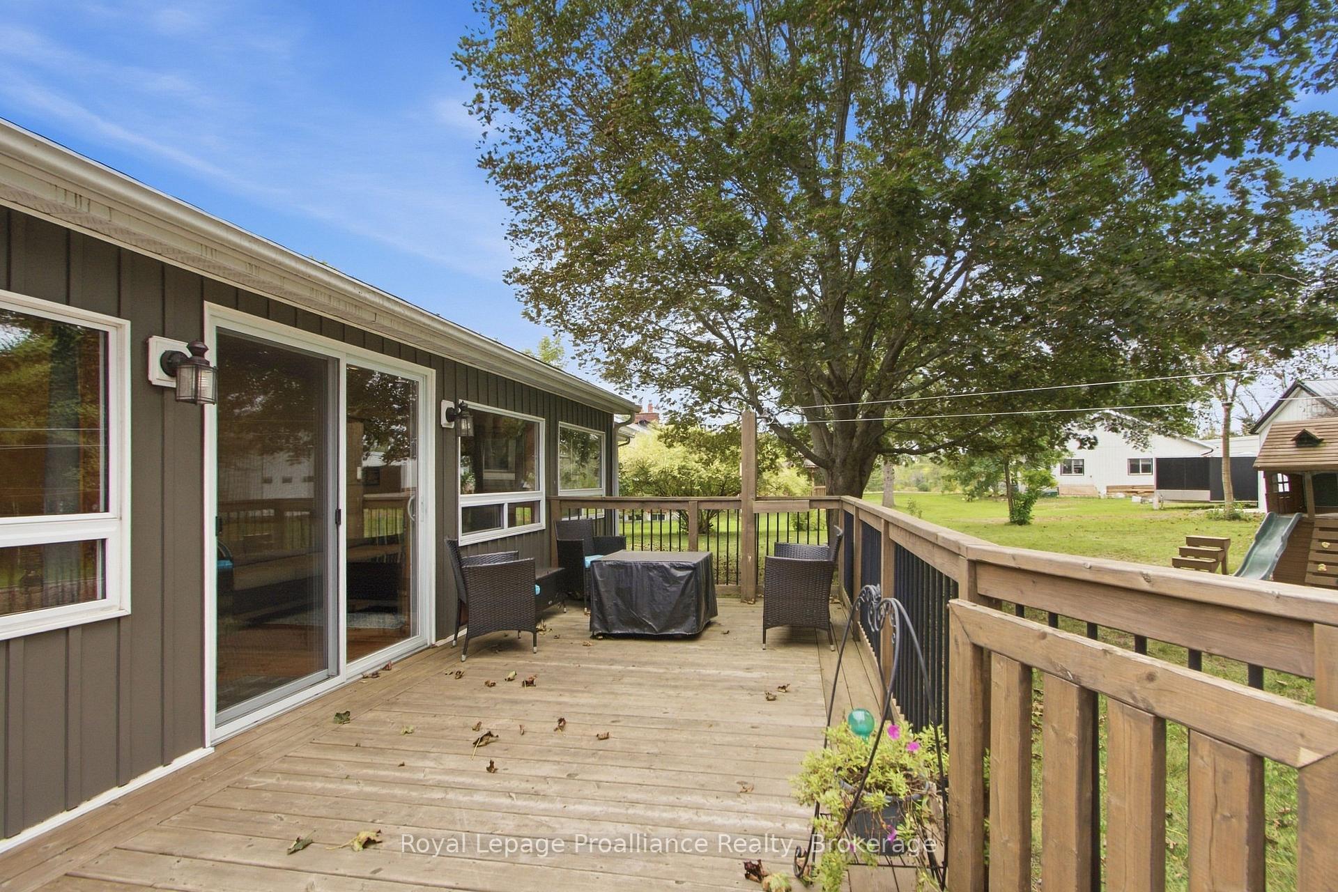 Photo 38 of 328 Ritz Road, Belleville, Thurlow Ward — HOMEH