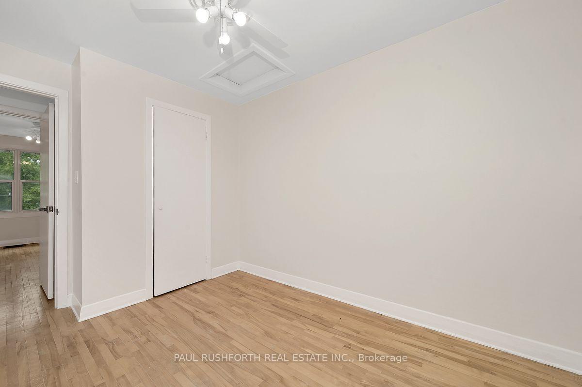Photo 18 of 2418 Clementine Boulevard, Ottawa, Heron Park — HOMEH