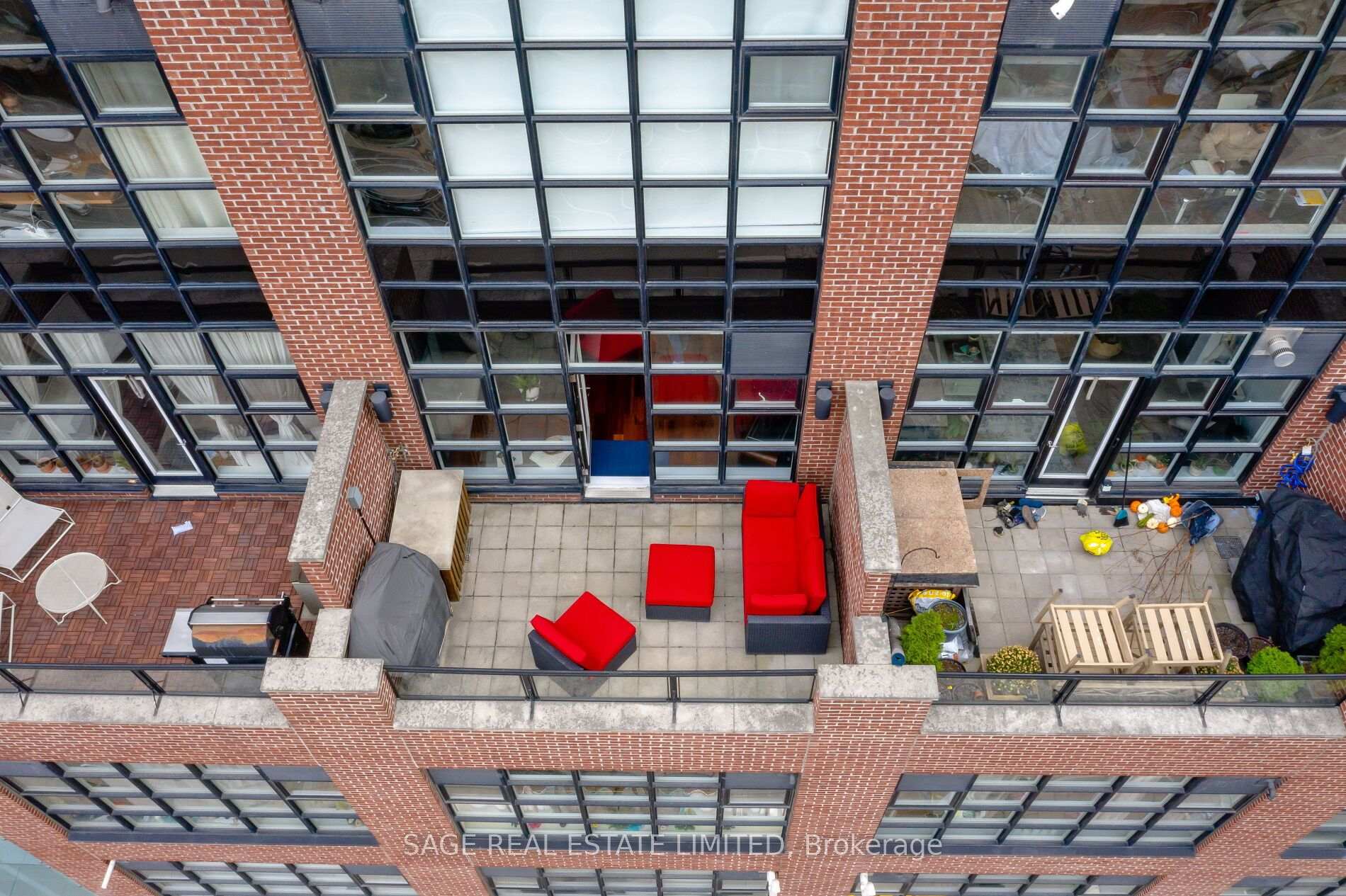 Photo 1 of Unit 402, 261 King Street E, Toronto, Moss Park — HOMEH