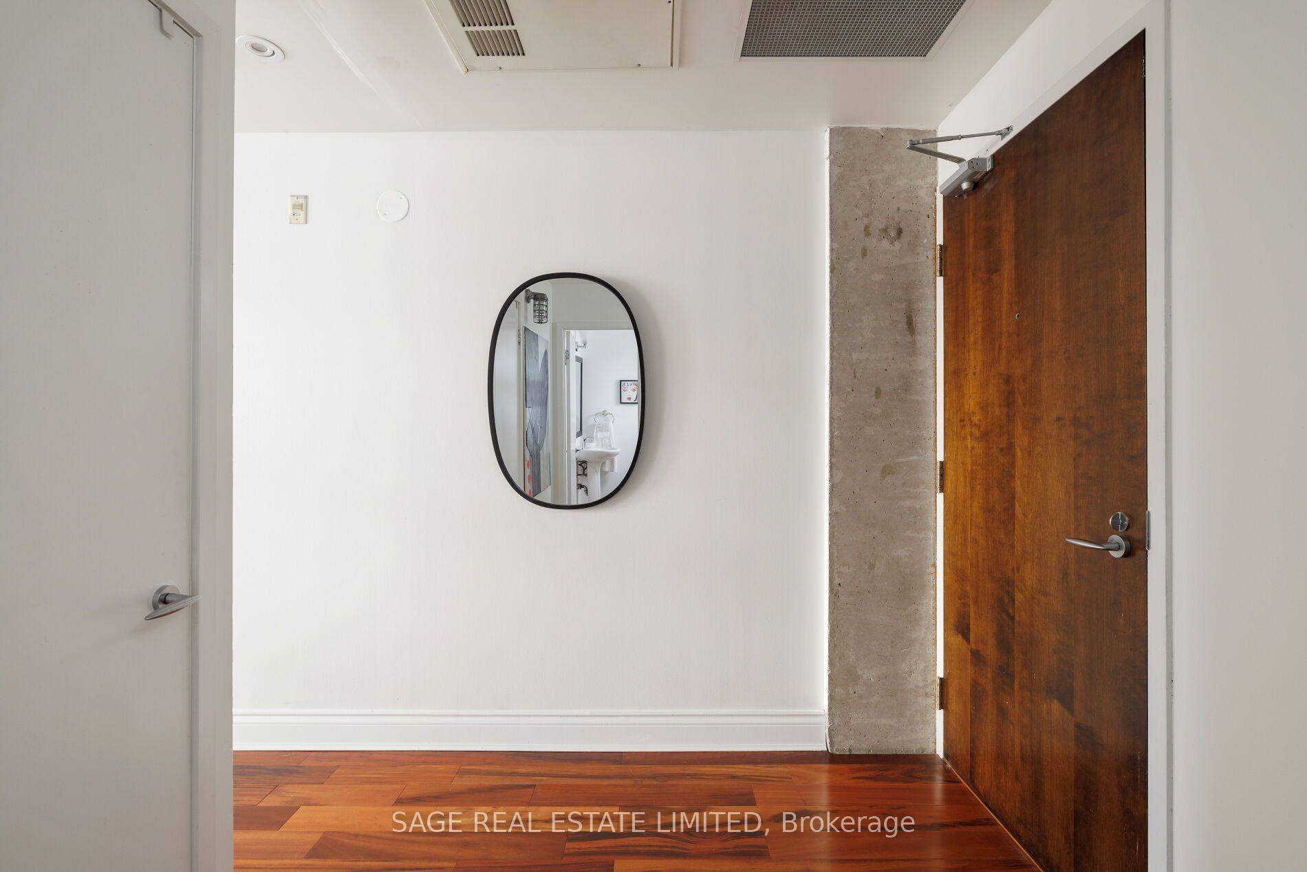 Photo 3 of Unit 402, 261 King Street E, Toronto, Moss Park — HOMEH