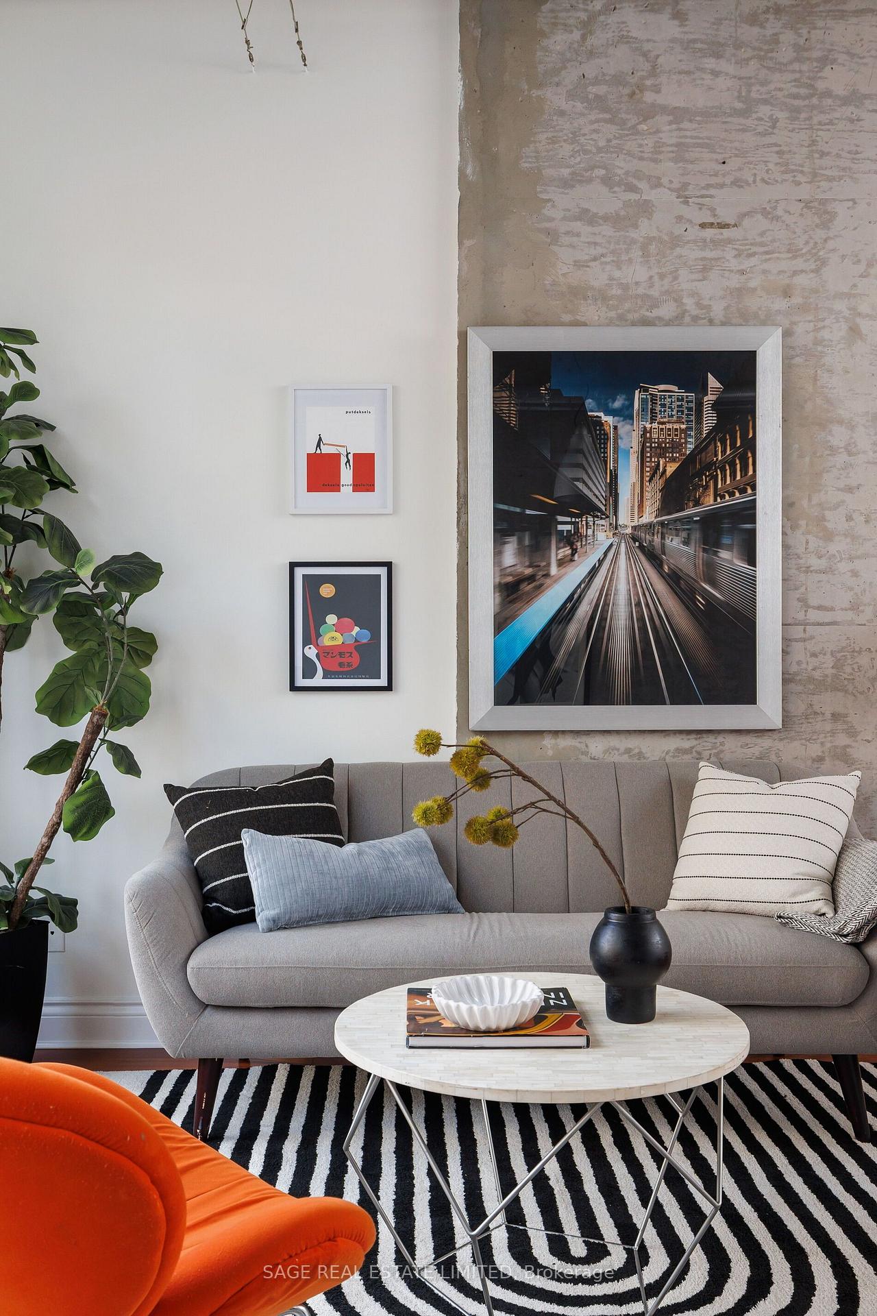 Photo 10 of Unit 402, 261 King Street E, Toronto, Moss Park — HOMEH