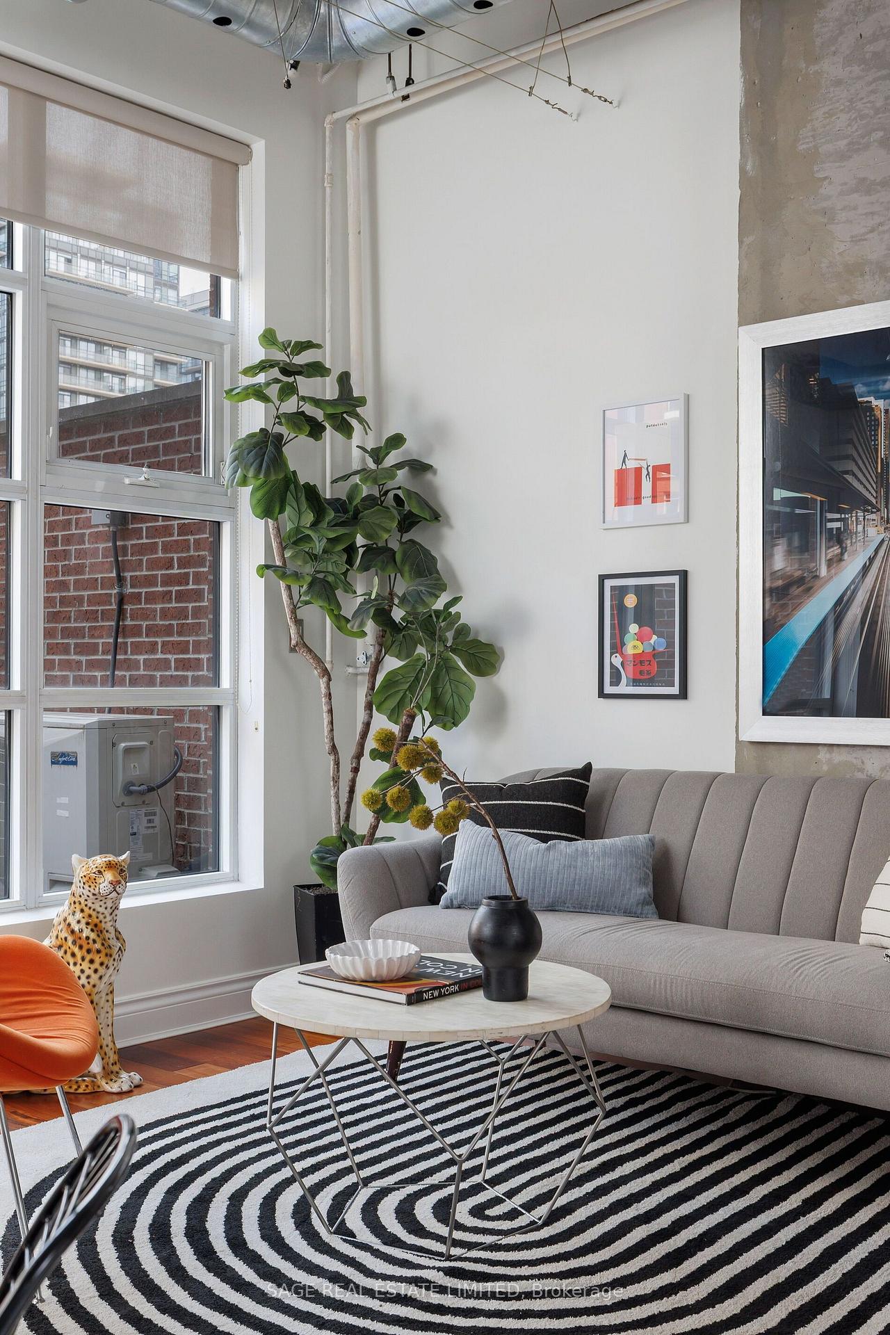 Photo 11 of Unit 402, 261 King Street E, Toronto, Moss Park — HOMEH