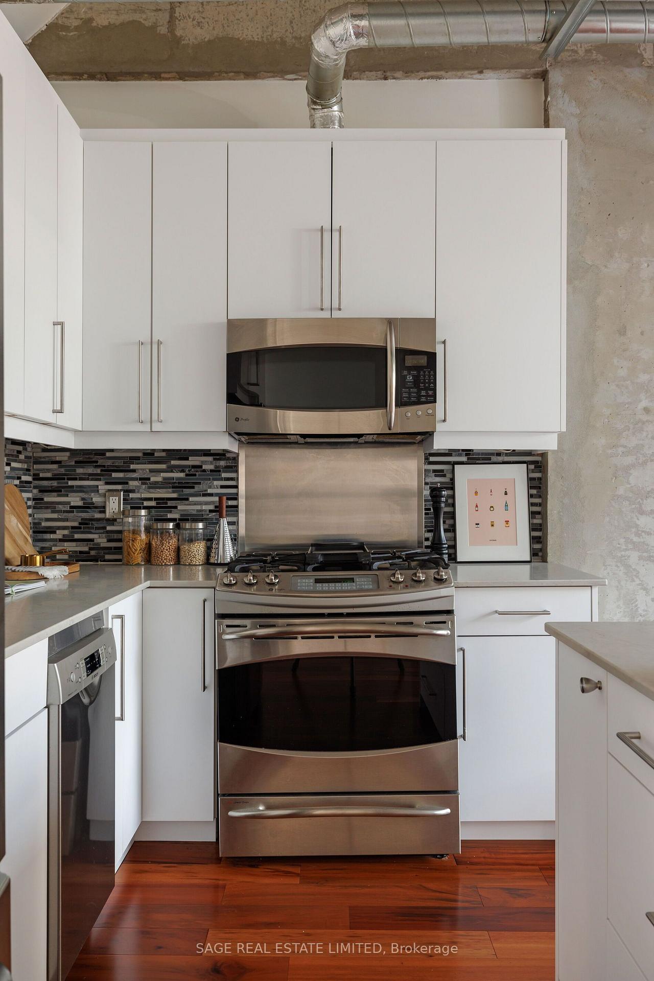 Photo 23 of Unit 402, 261 King Street E, Toronto, Moss Park — HOMEH