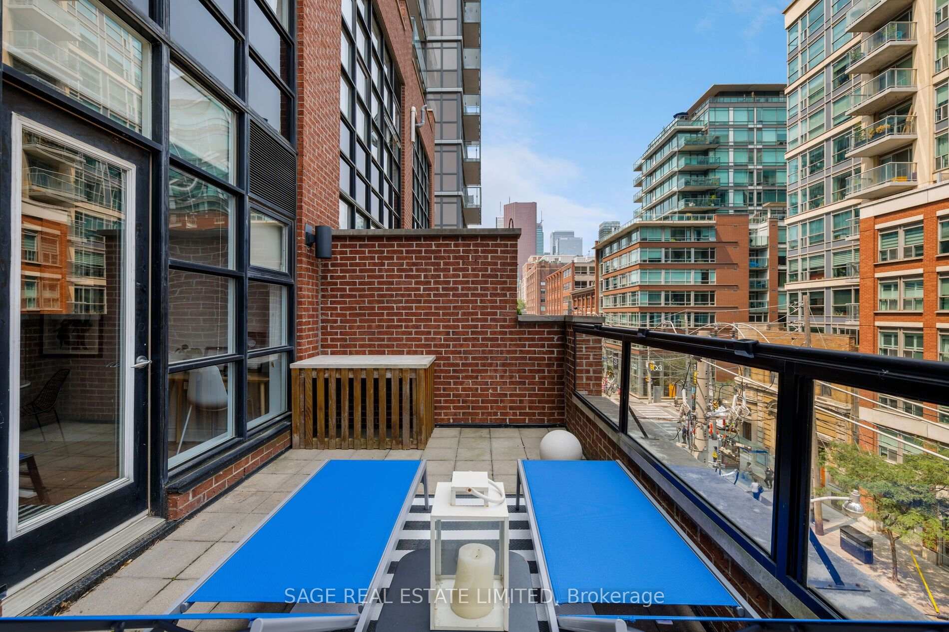 Photo 27 of Unit 402, 261 King Street E, Toronto, Moss Park — HOMEH