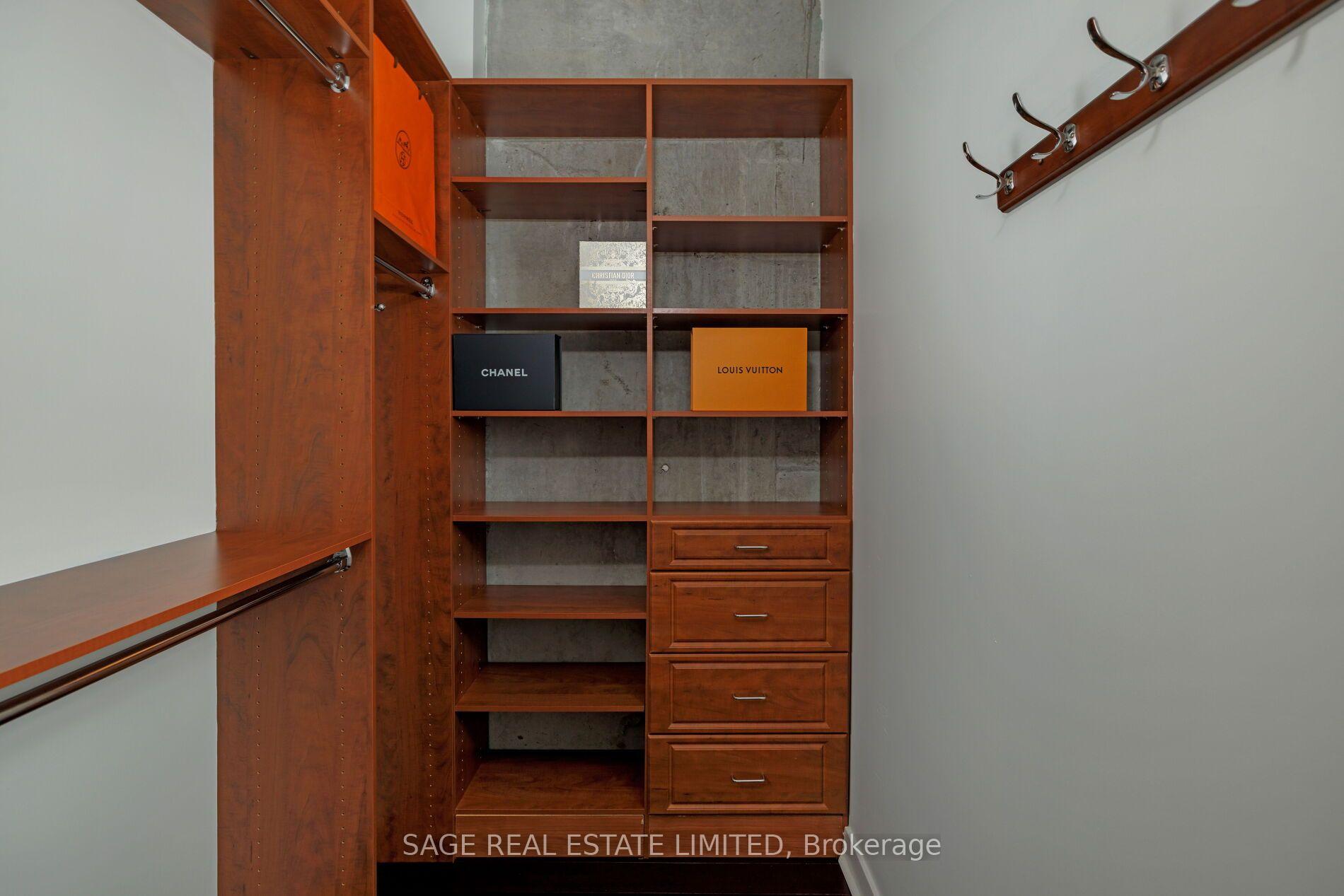 Photo 44 of Unit 402, 261 King Street E, Toronto, Moss Park — HOMEH