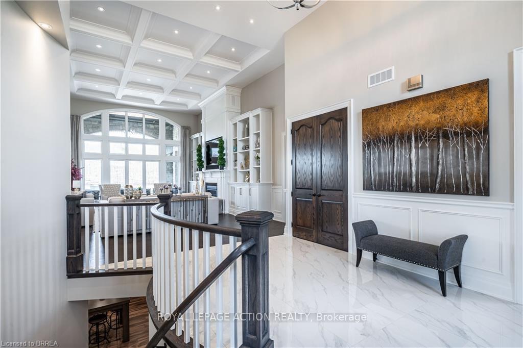 Photo 4 of 49 Ruijs Boulevard, Brantford, Tutela Heights — HOMEH