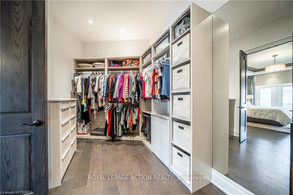 Photo 18 of 49 Ruijs Boulevard, Brantford, Tutela Heights — HOMEH
