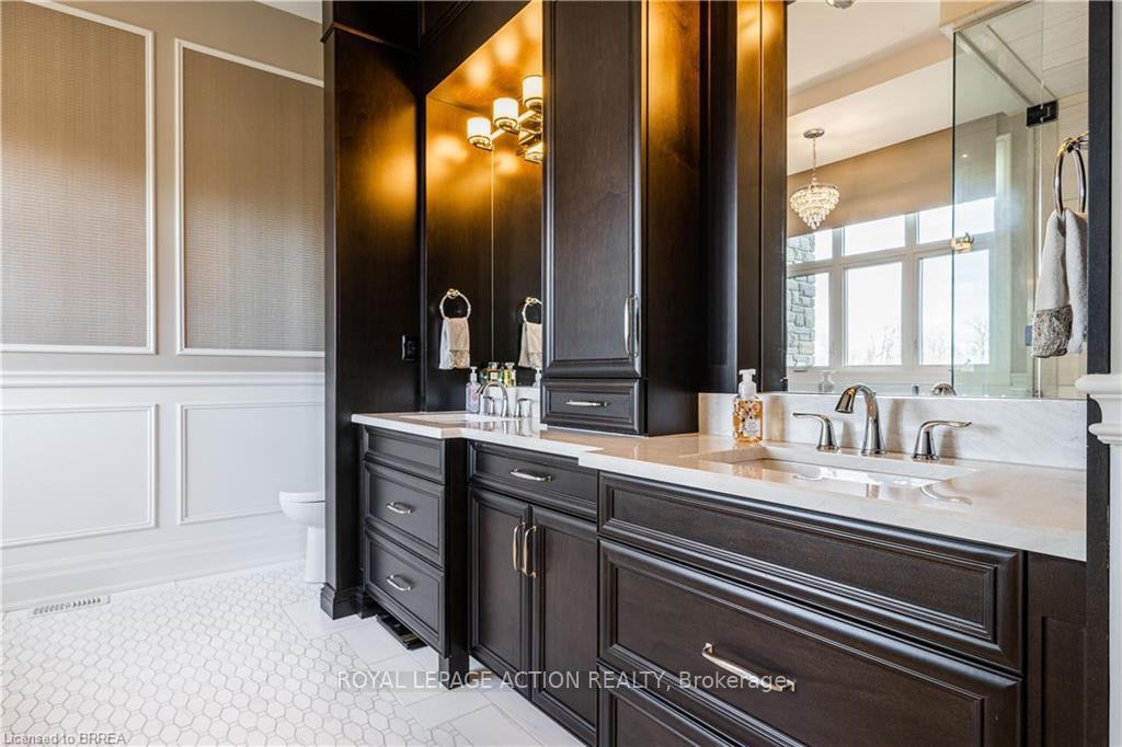 Photo 20 of 49 Ruijs Boulevard, Brantford, Tutela Heights — HOMEH