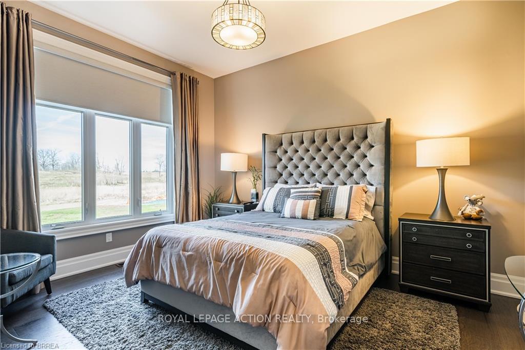 Photo 28 of 49 Ruijs Boulevard, Brantford, Tutela Heights — HOMEH