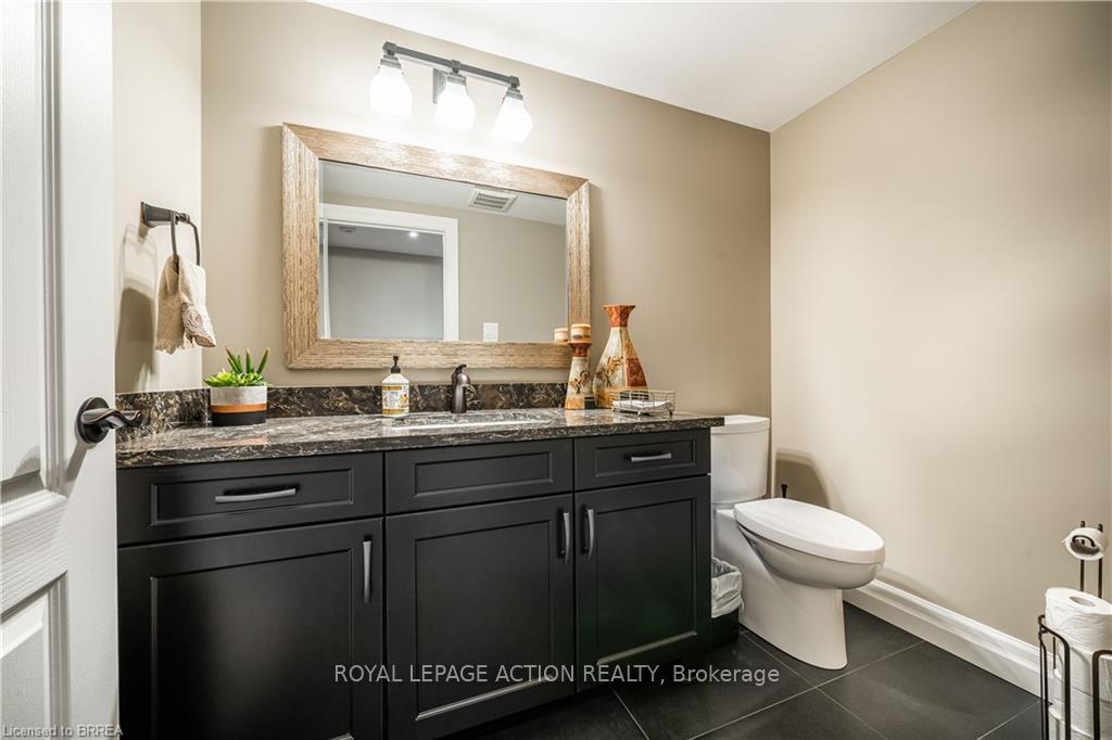 Photo 35 of 49 Ruijs Boulevard, Brantford, Tutela Heights — HOMEH