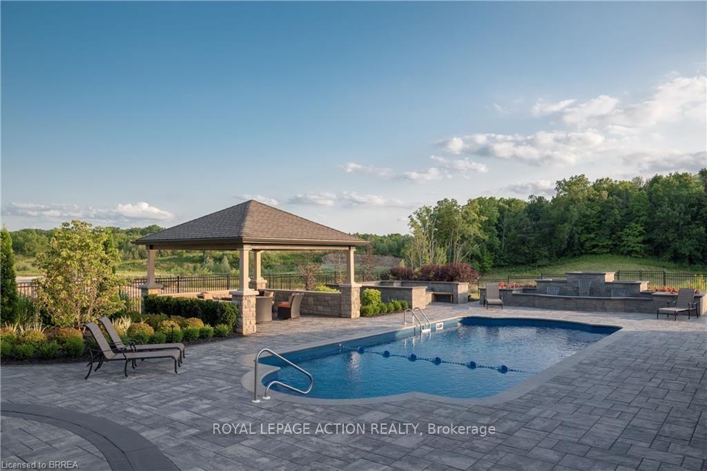 Photo 43 of 49 Ruijs Boulevard, Brantford, Tutela Heights — HOMEH