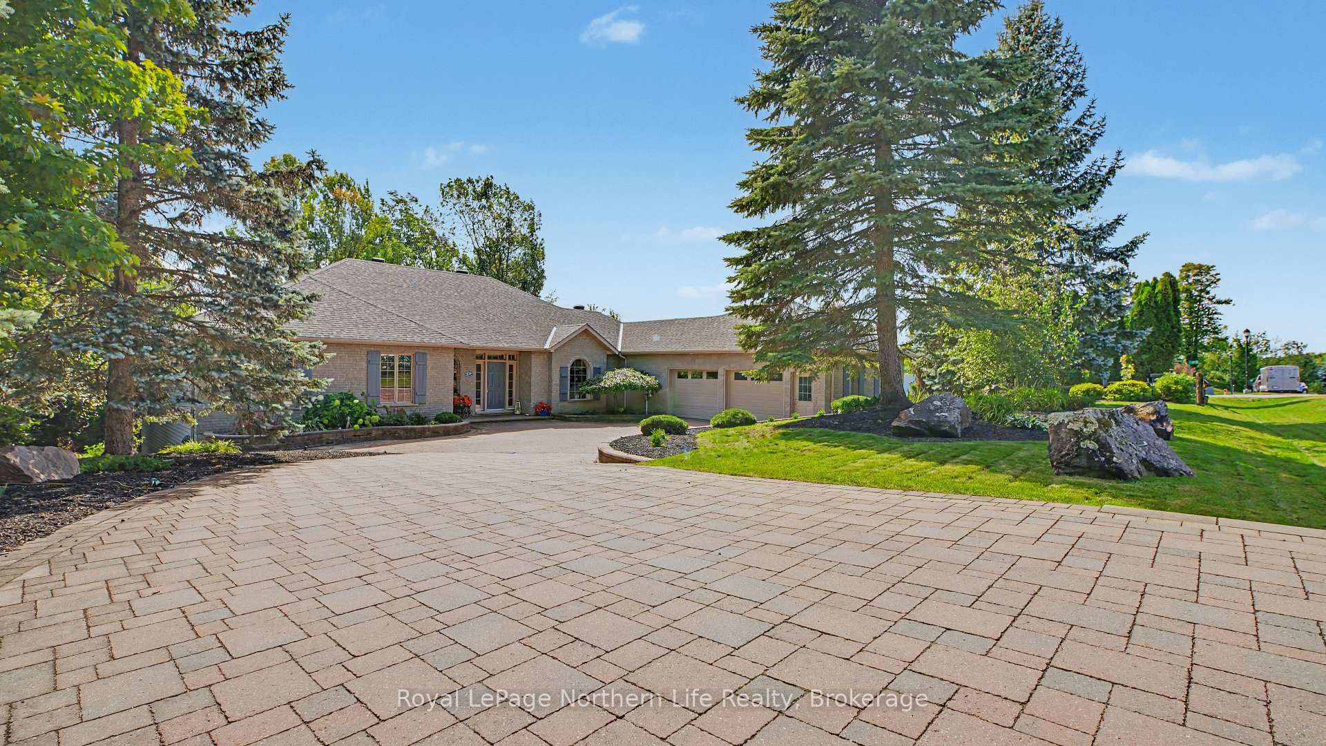 Photo 1 of 429 Osprey Crescent, Callander — HOMEH