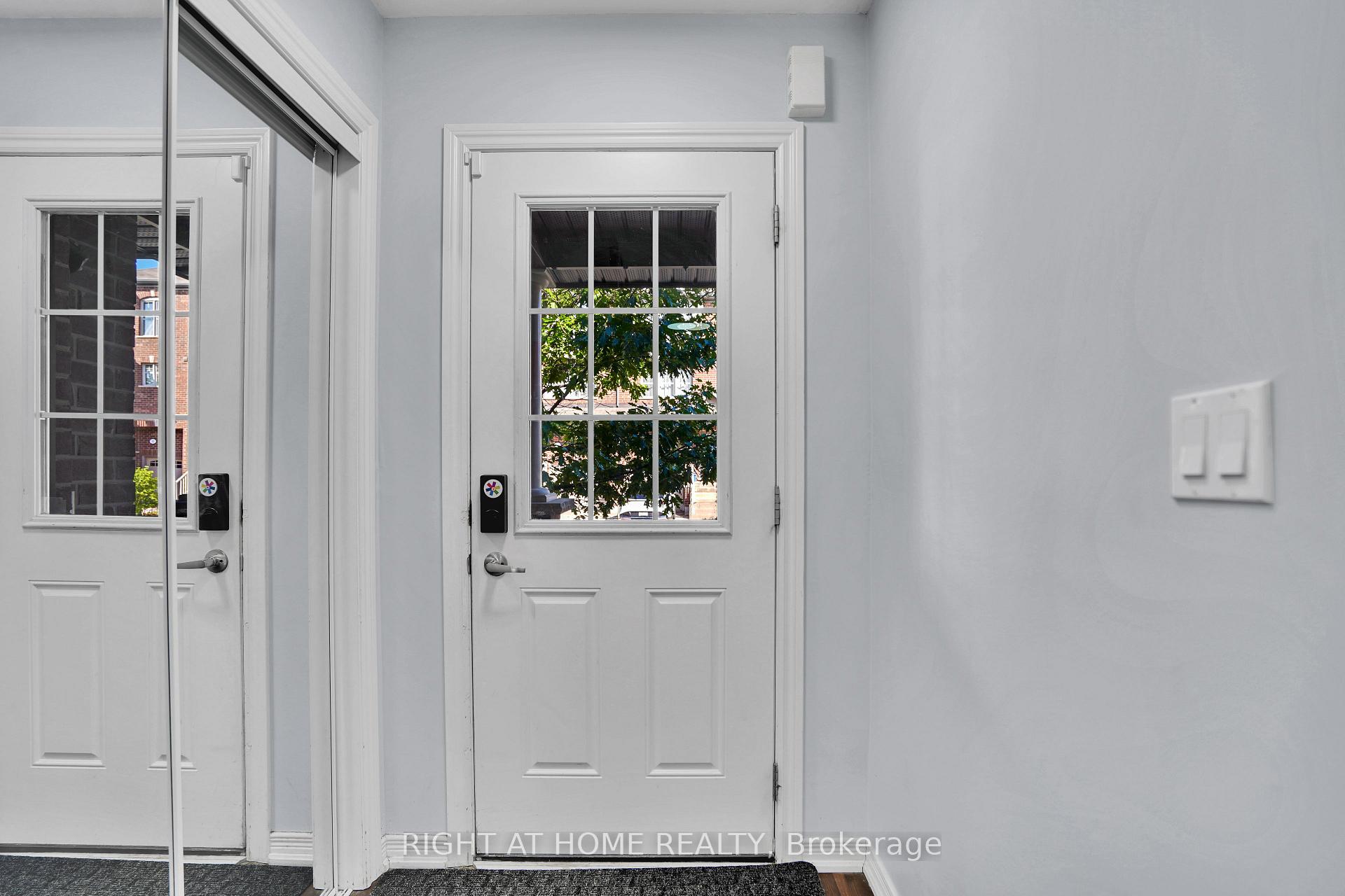 Photo 5 of Unit 45, 701 Homer Watson Boulevard, Kitchener, Country Hills East — HOMEH