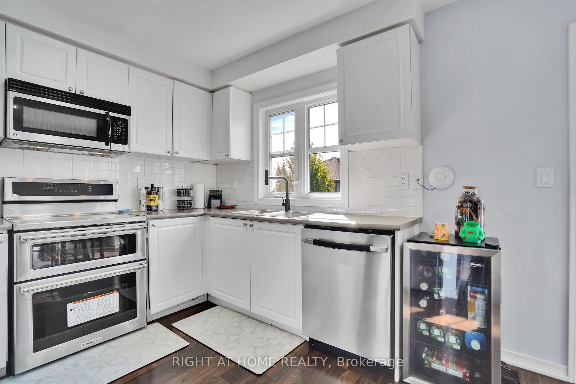 Photo 15 of Unit 45, 701 Homer Watson Boulevard, Kitchener, Country Hills East — HOMEH