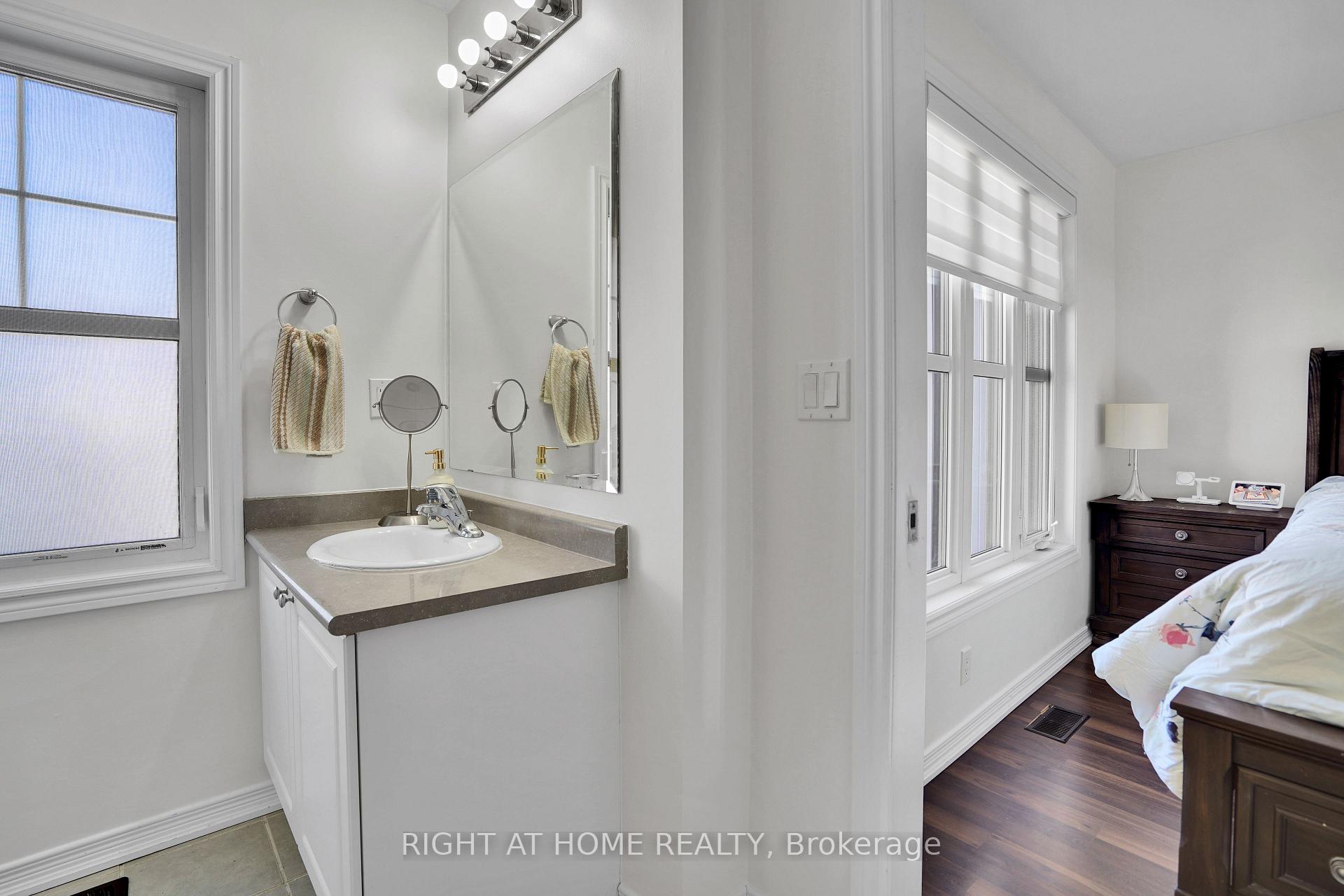 Photo 24 of Unit 45, 701 Homer Watson Boulevard, Kitchener, Country Hills East — HOMEH