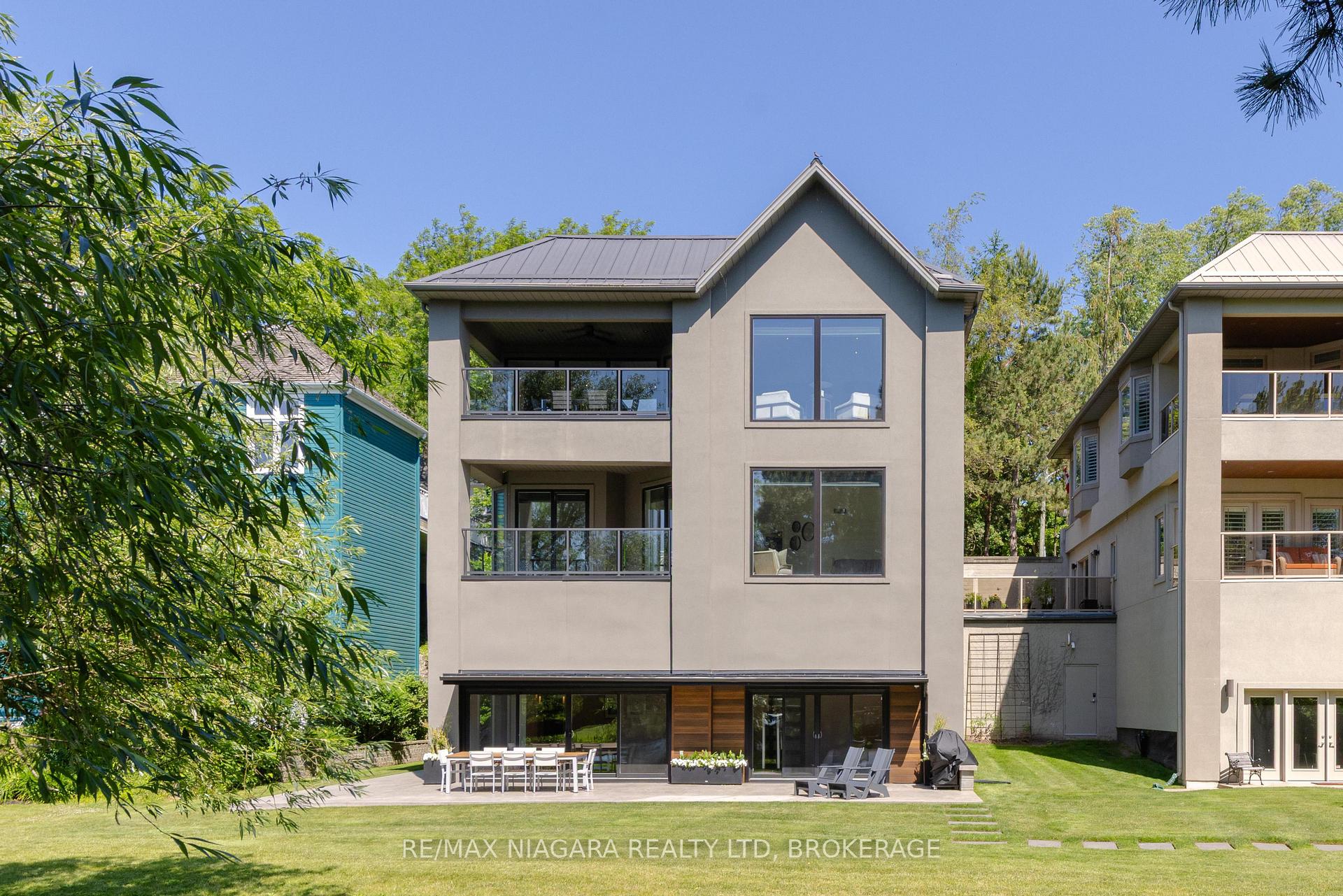 Photo 46 of 33 Canal Street, St. Catharines, Port Dalhousie — HOMEH
