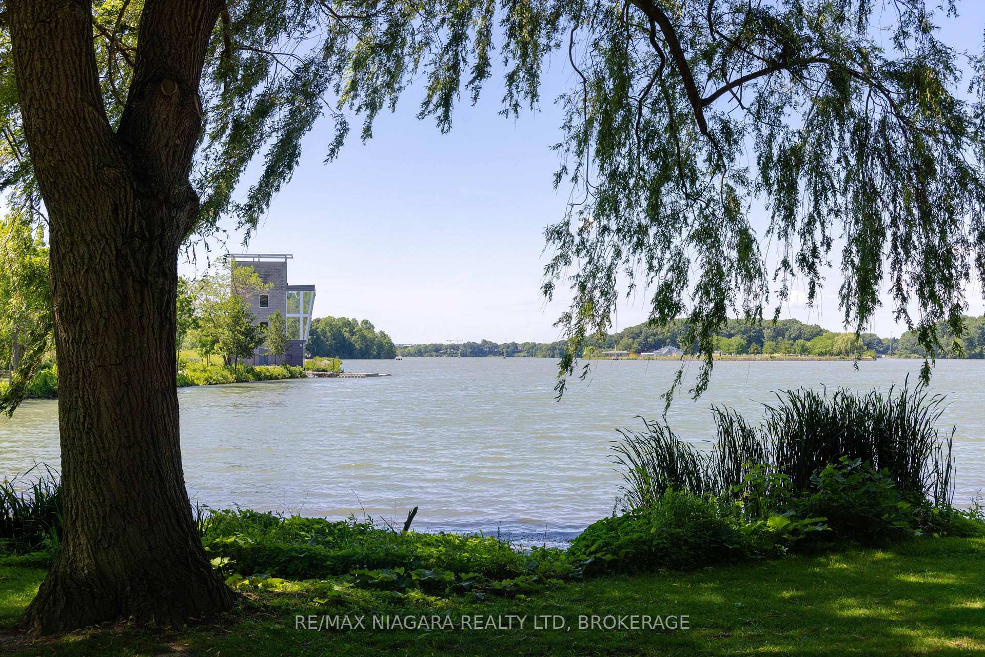 Photo 48 of 33 Canal Street, St. Catharines, Port Dalhousie — HOMEH