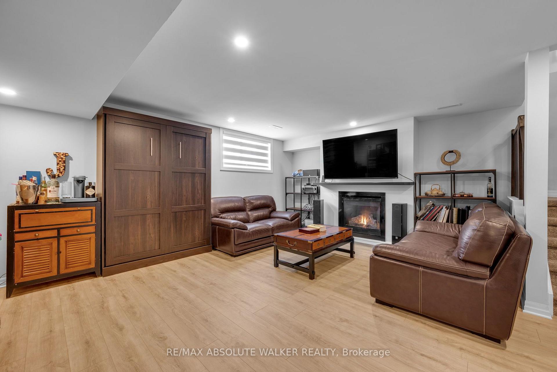 Photo 35 of 323 Lysander Place, Ottawa, CFB Rockcliffe and Area — HOMEH