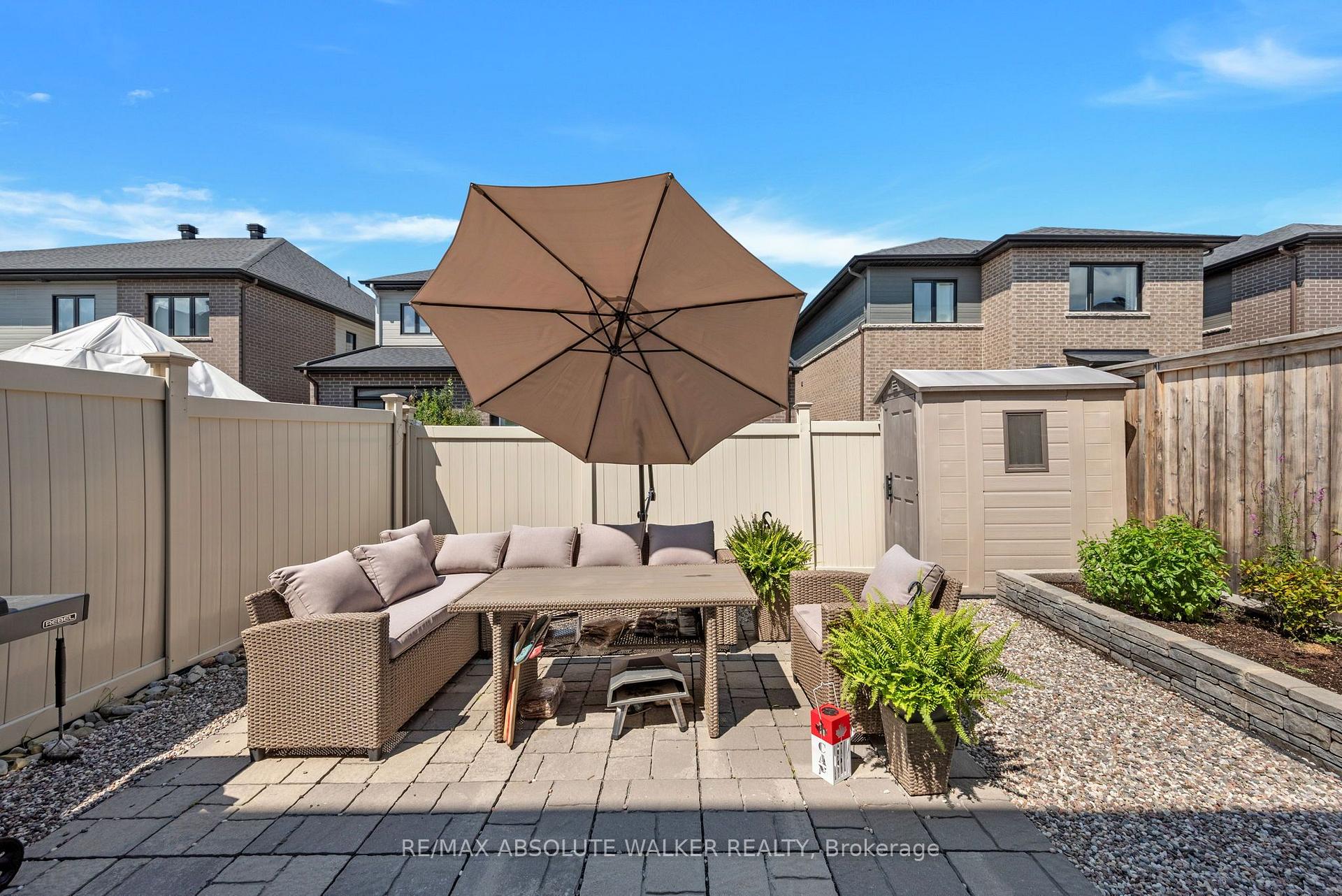 Photo 40 of 323 Lysander Place, Ottawa, CFB Rockcliffe and Area — HOMEH