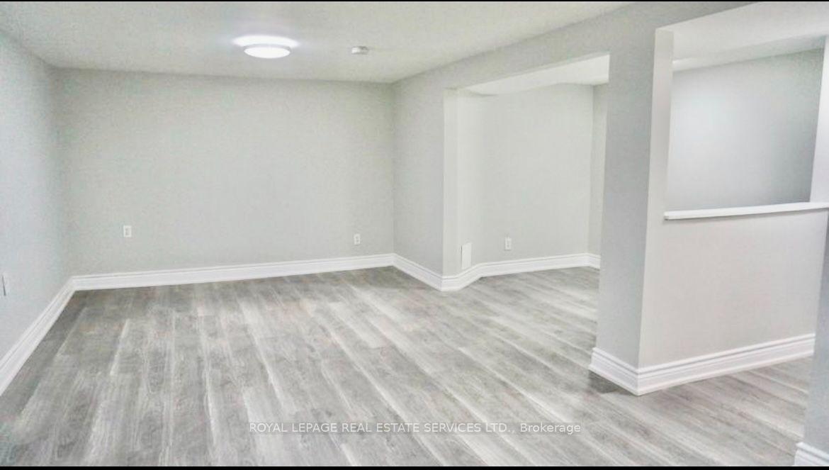 Photo 9 of Unit Lower, 959 Oklahoma Drive, Pickering, West Shore — HOMEH