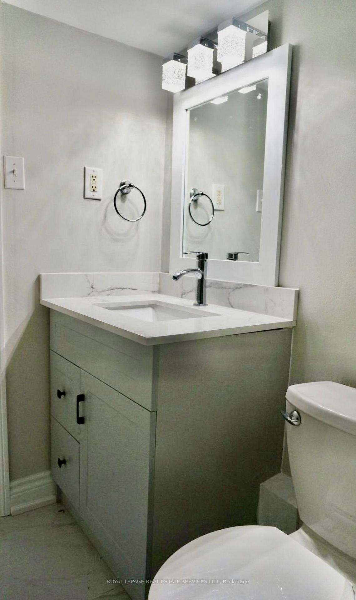 Photo 11 of Unit Lower, 959 Oklahoma Drive, Pickering, West Shore — HOMEH