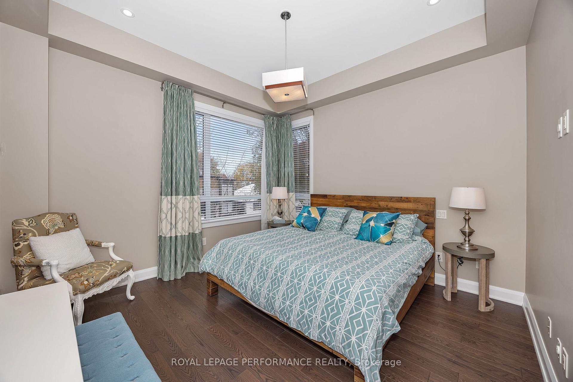 Photo 9 of 383 Princeton Avenue, Ottawa, McKellar/Highland — HOMEH