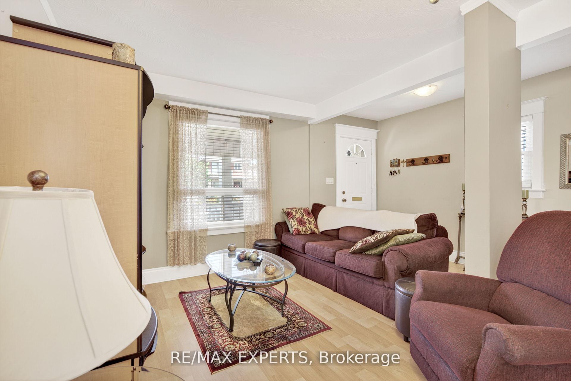 Photo 8 of 257 John Street, North York, Weston — HOMEH