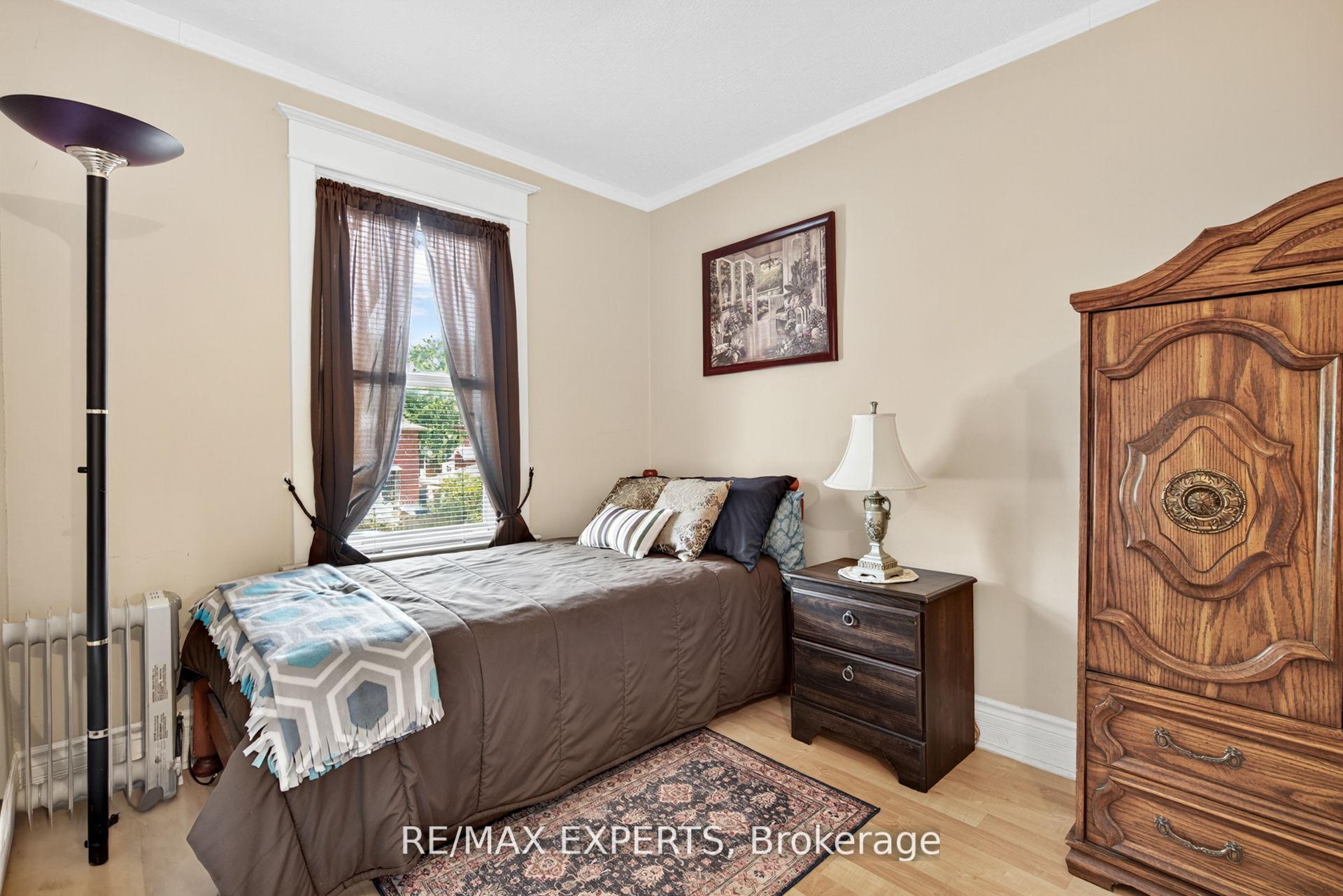 Photo 20 of 257 John Street, North York, Weston — HOMEH