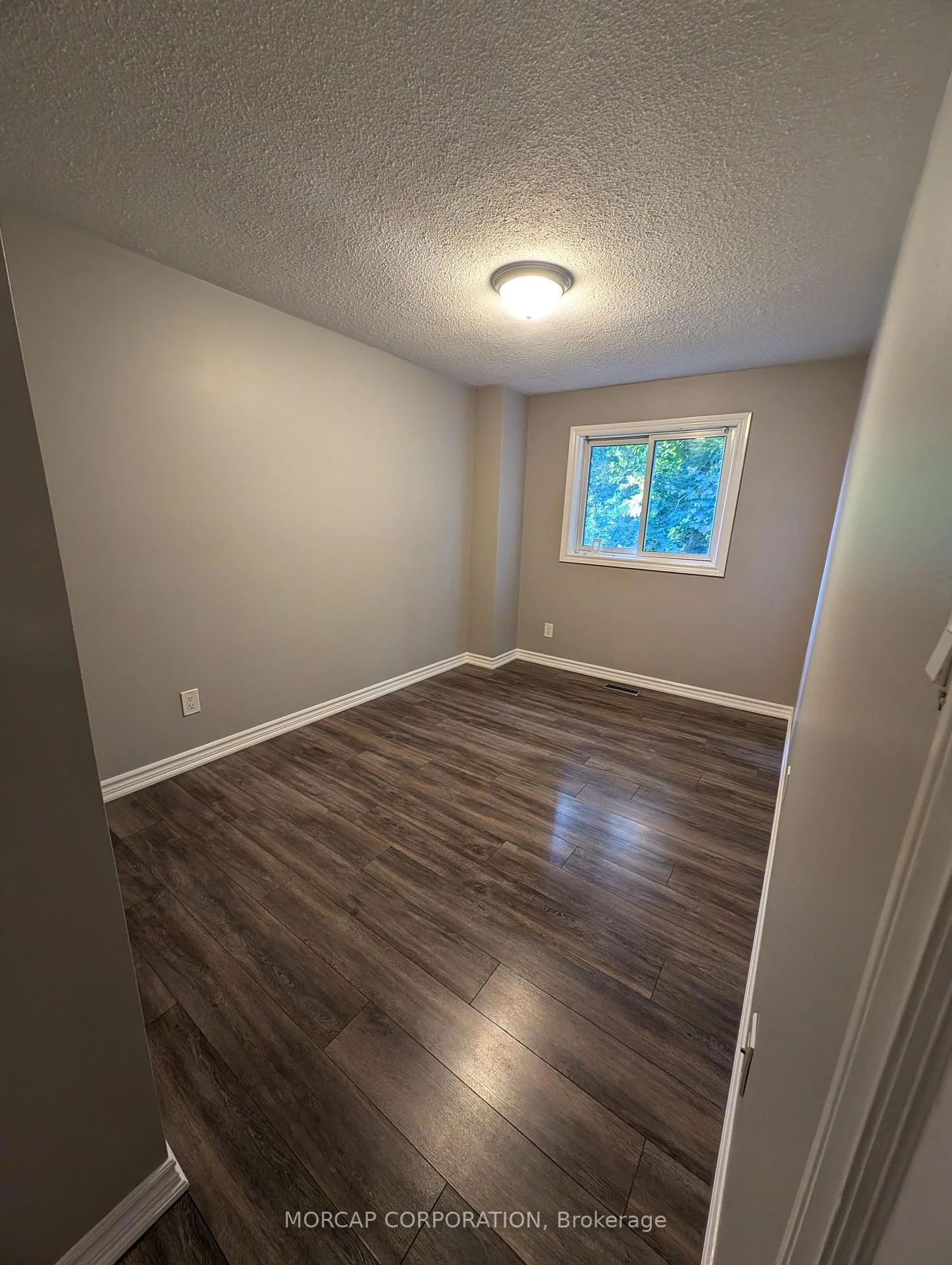 Photo 15 of Unit 21, 261 Rose Street, Barrie, Wellington — HOMEH