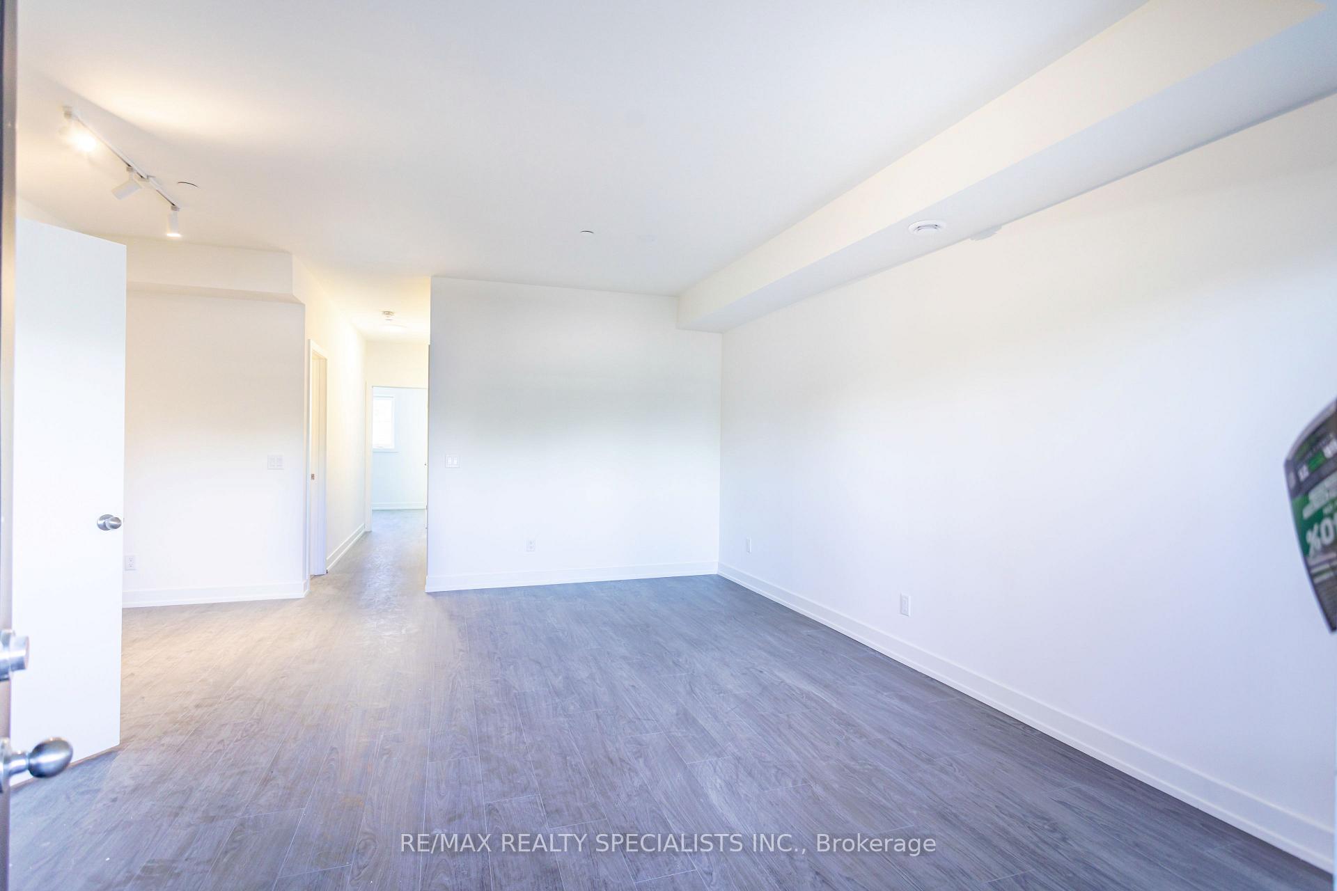 Photo 6 of Unit 106A, 16 Melbourne Avenue, St. Catharines, E. Chester — HOMEH