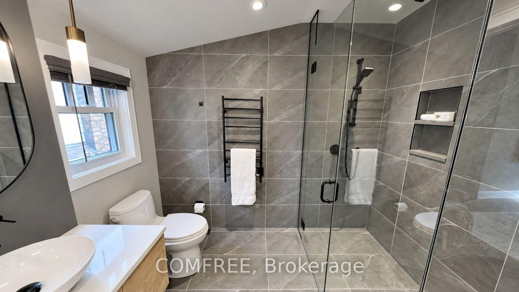 Photo 18 of 232 Goulburn Avenue, Ottawa, Sandy Hill — HOMEH